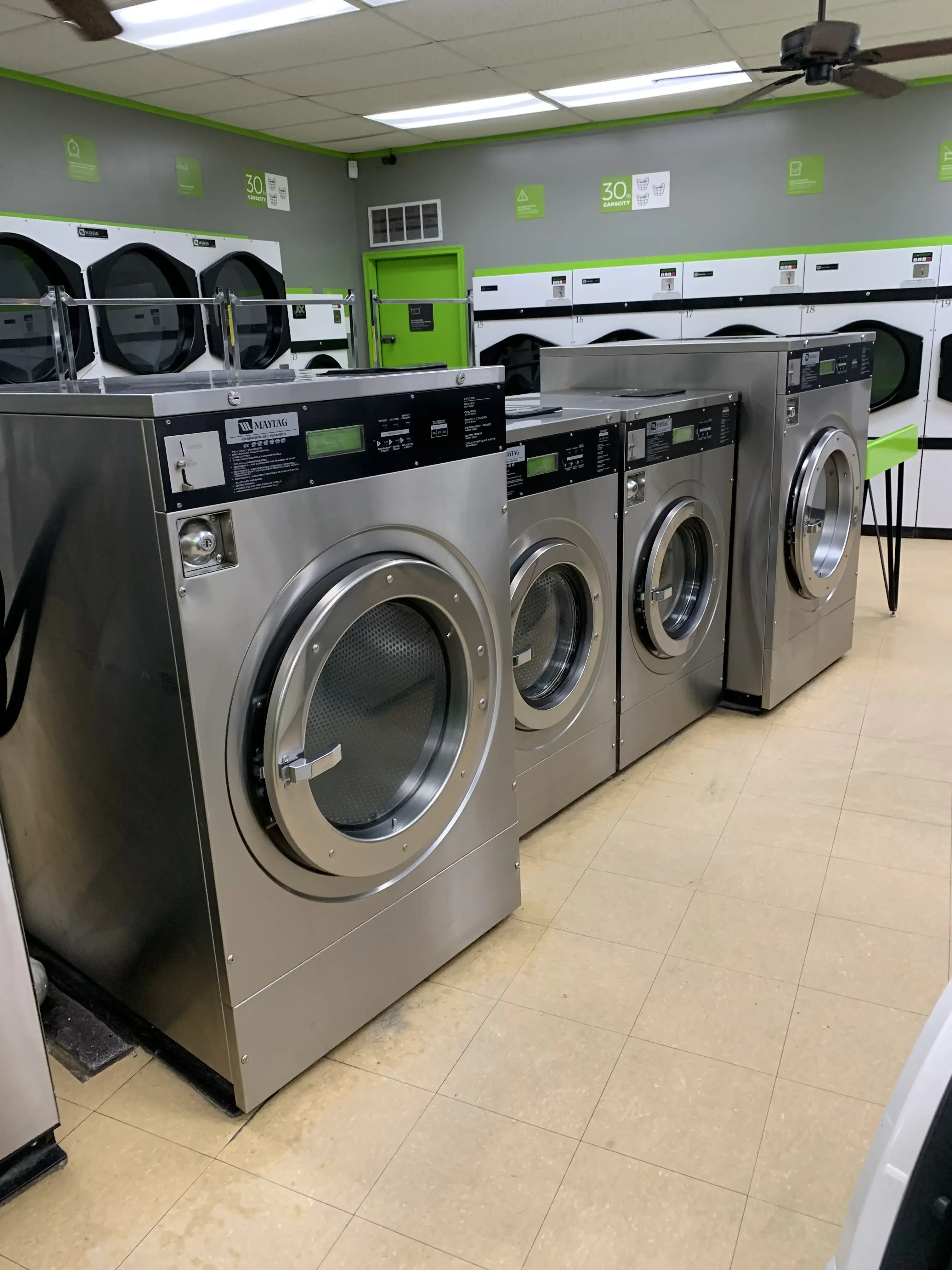 Highlander Laundromat thumbnail 18