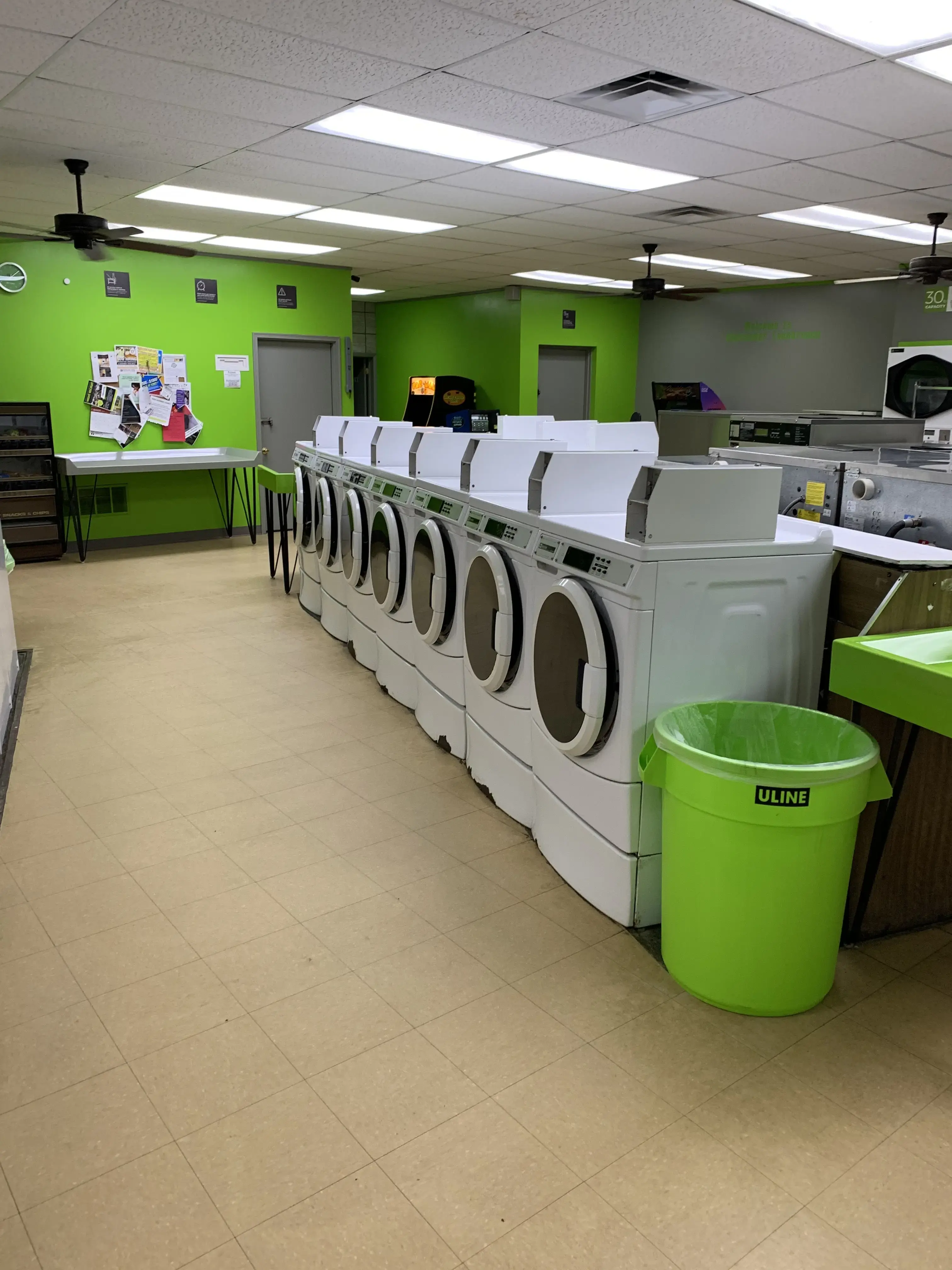 Highlander Laundromat - Image 13