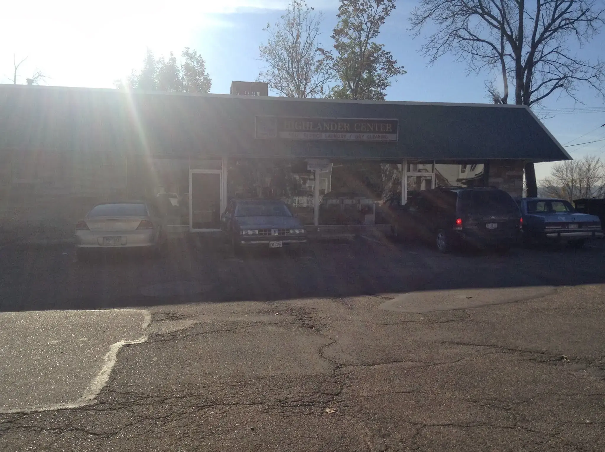 Highlander Laundromat - Image 2