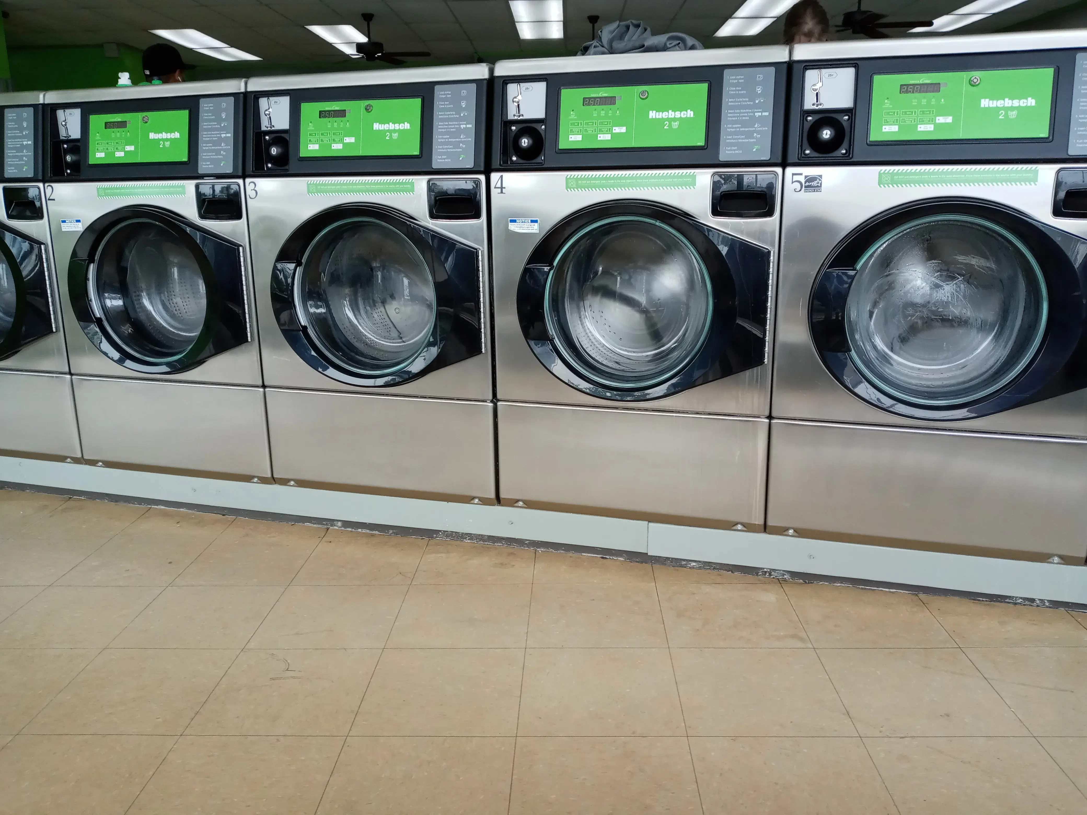 Highlander Laundromat thumbnail 14