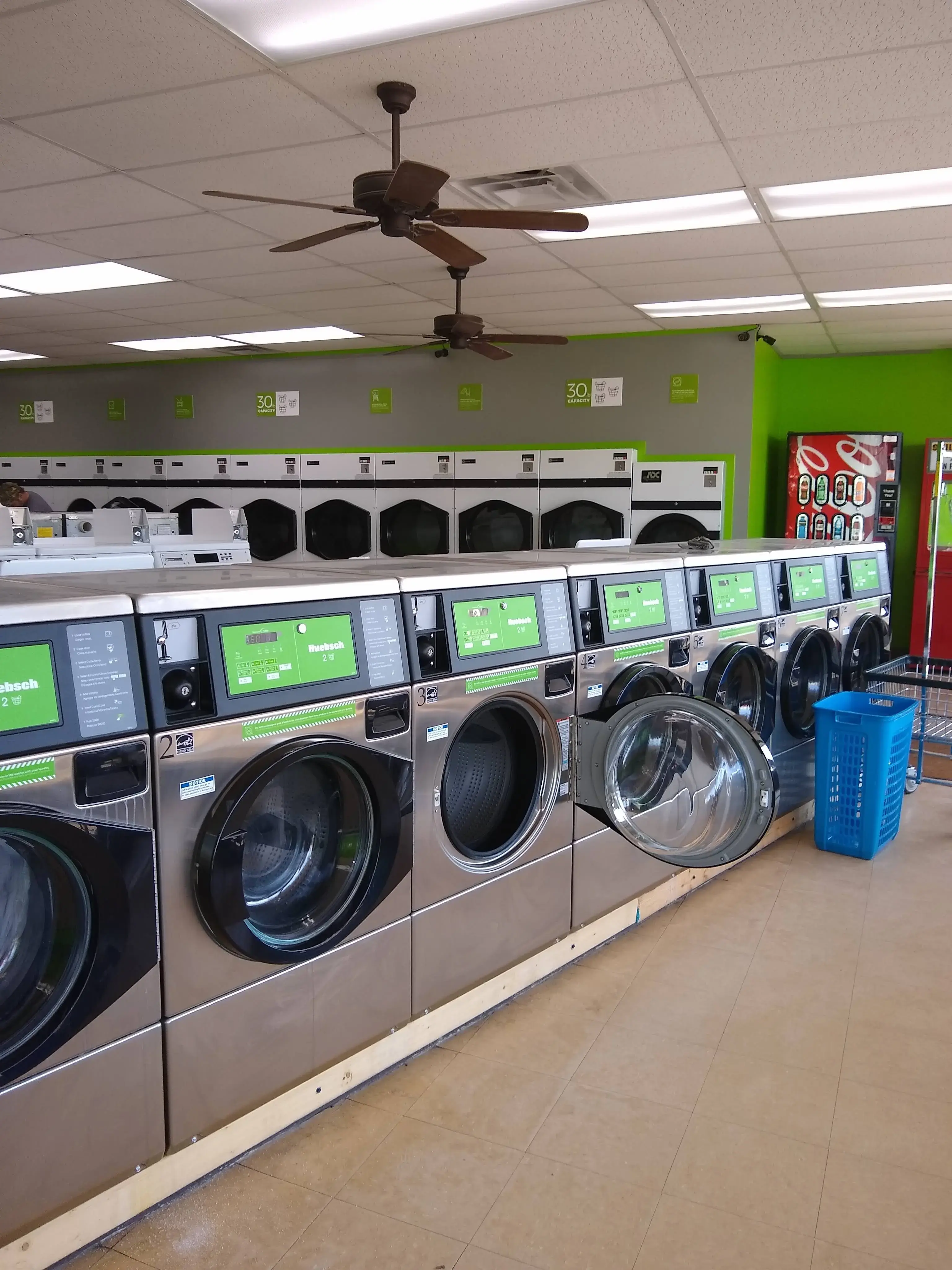 Highlander Laundromat - Image 16