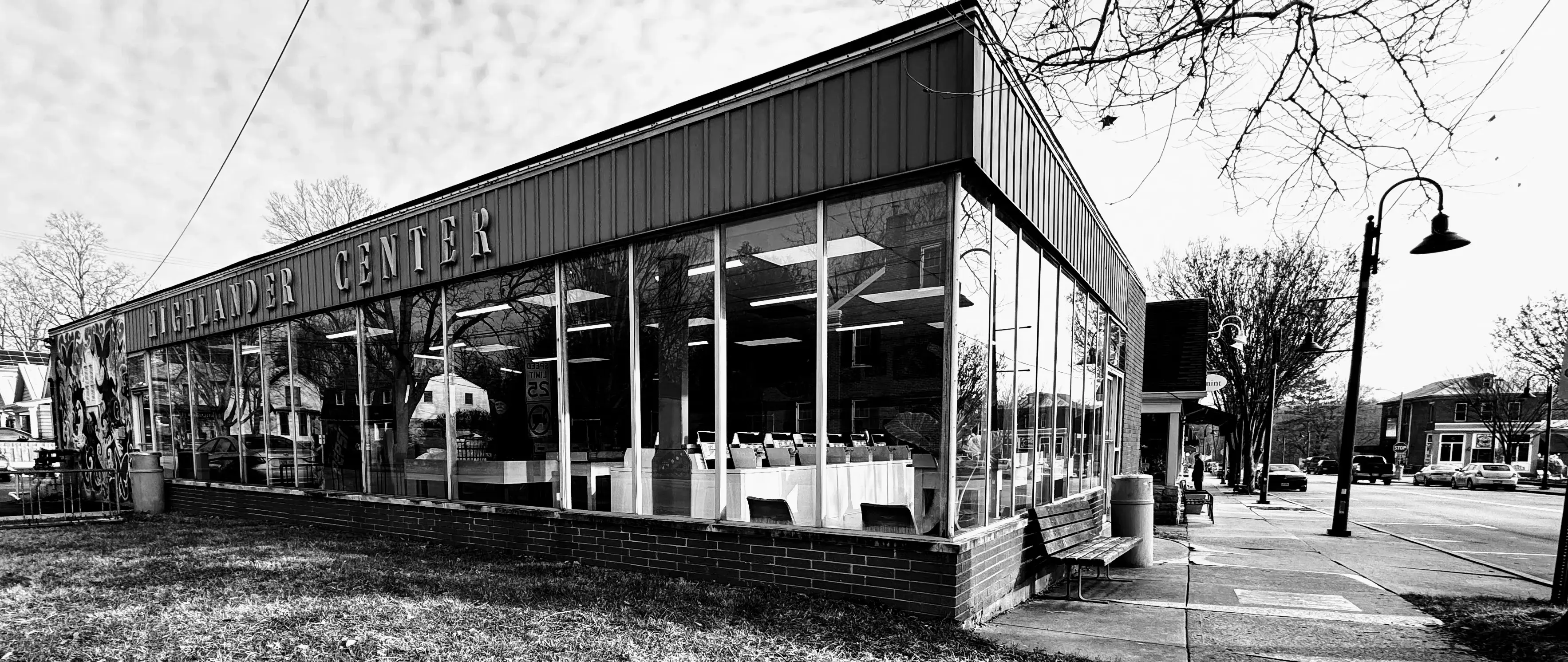 Highlander Laundry Yellow Springs Laundromat - Image 6