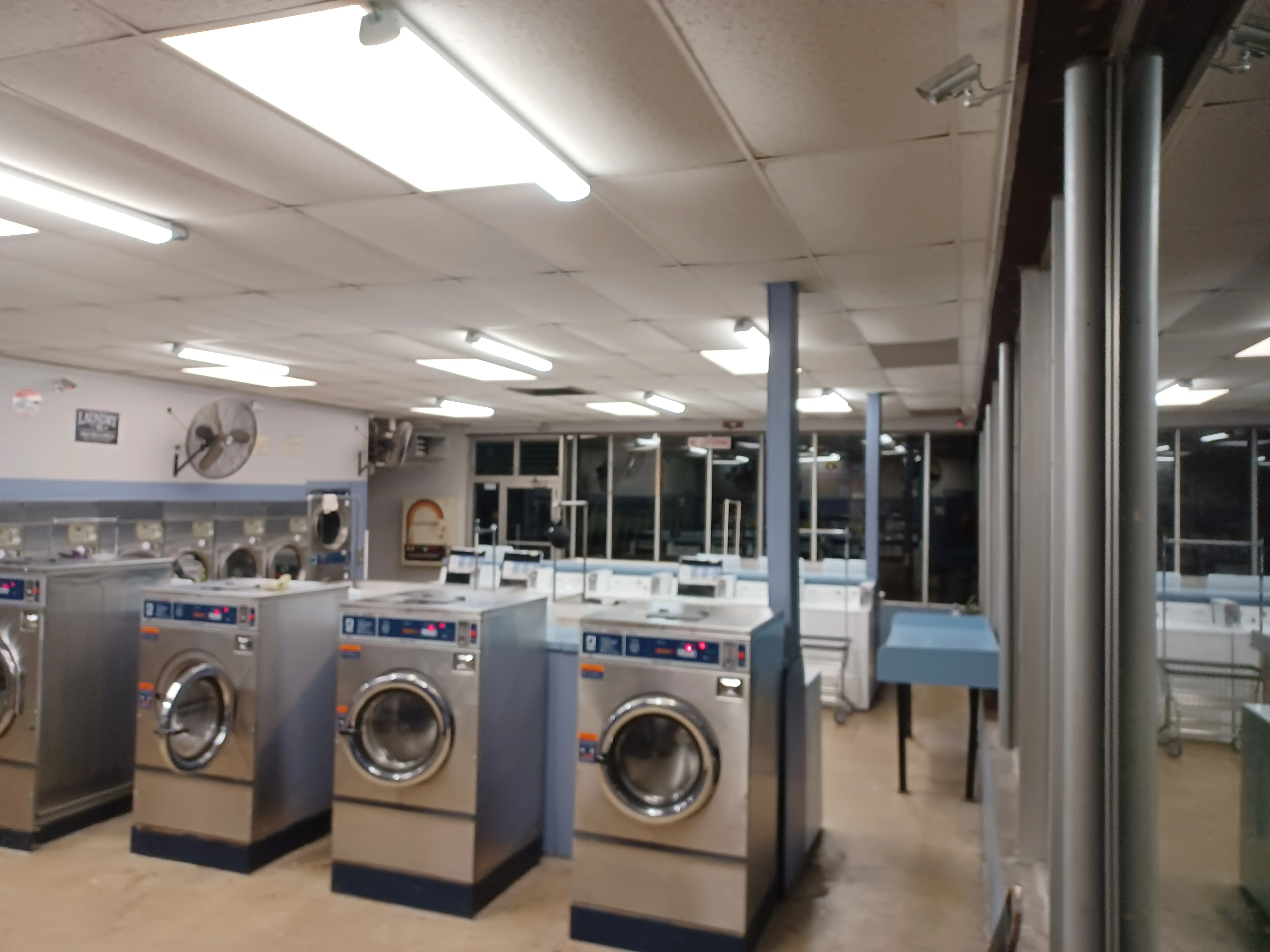 Highlander Laundry Yellow Springs Laundromat thumbnail 5