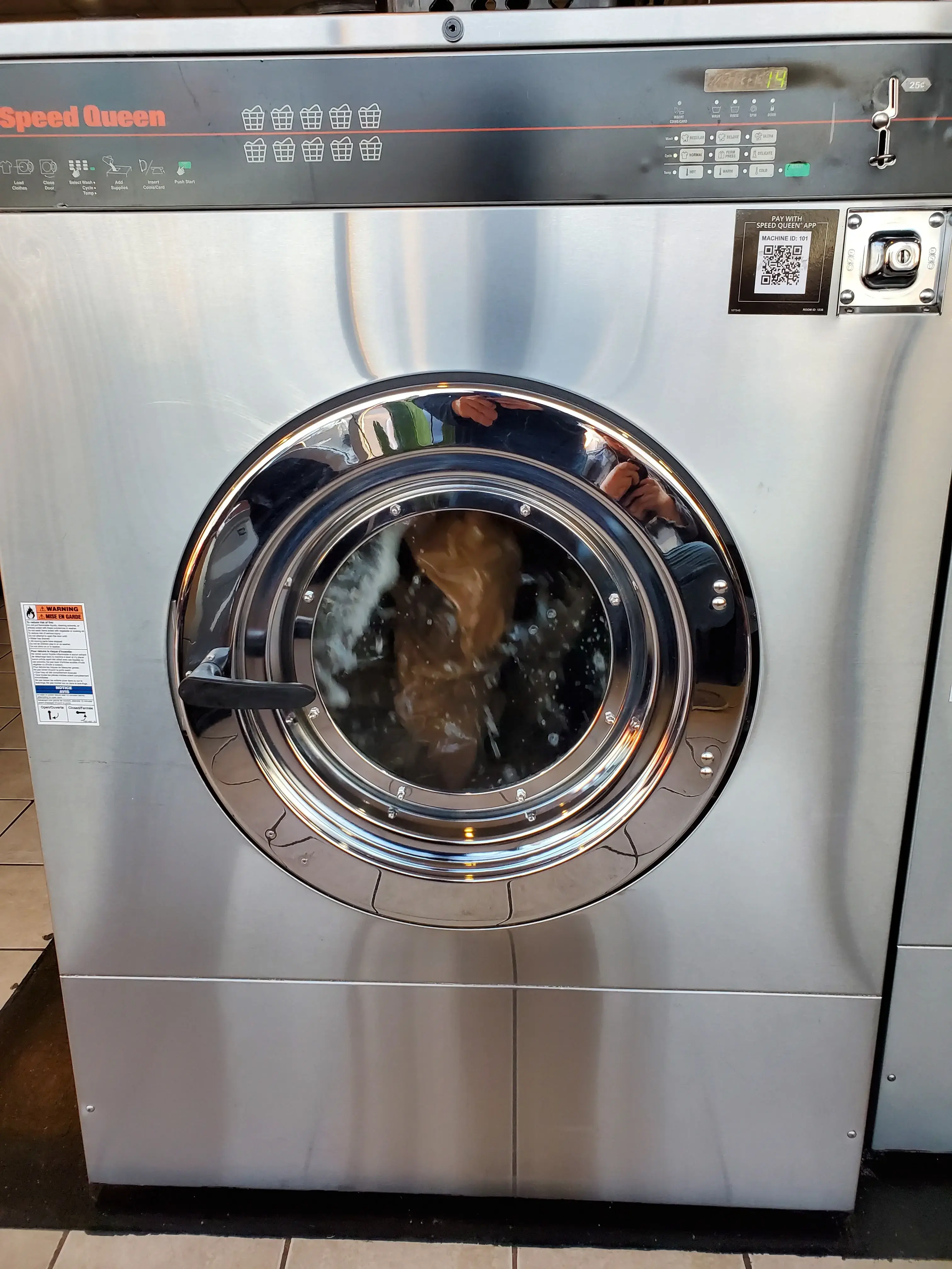 Highlander Laundrymat thumbnail 2