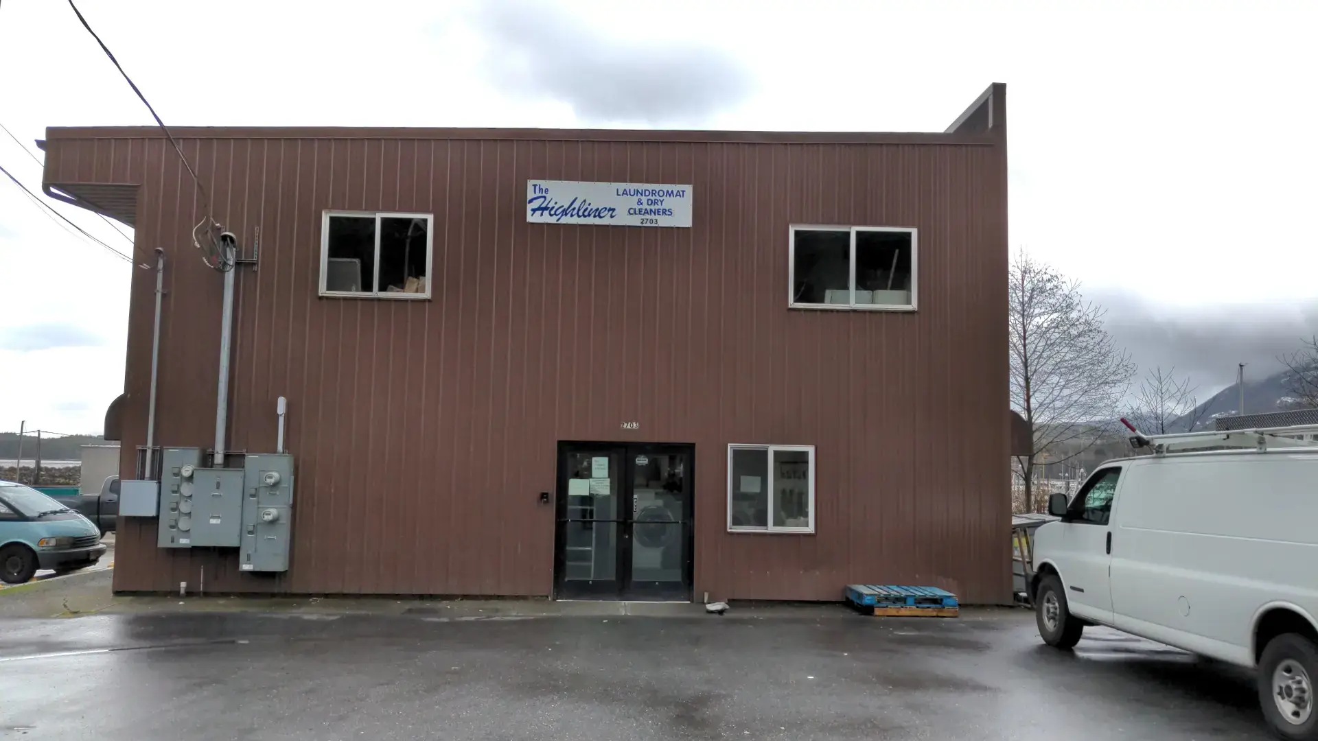 Highliner Laundromat - Image 12