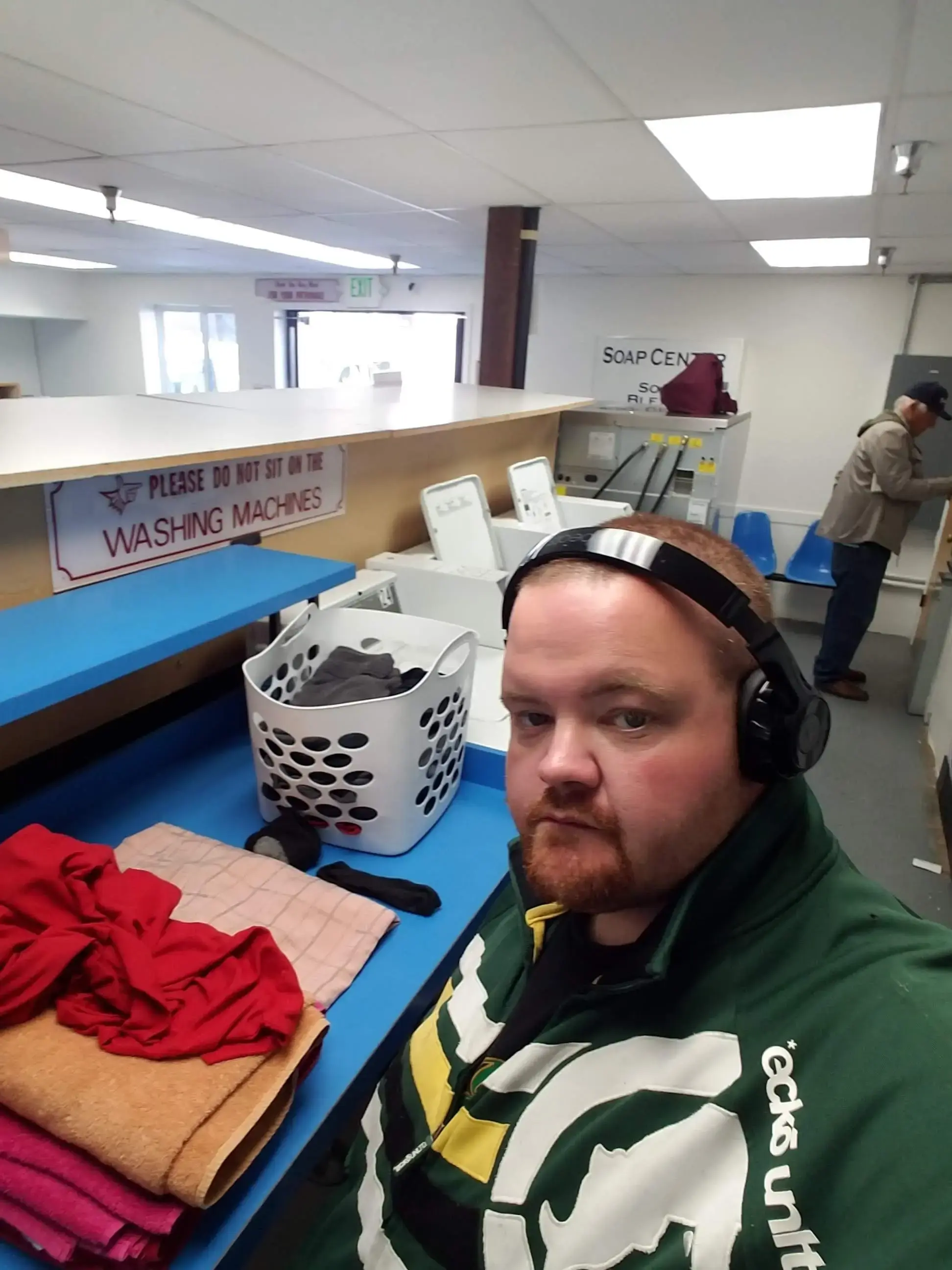 Highliner Laundromat thumbnail 19