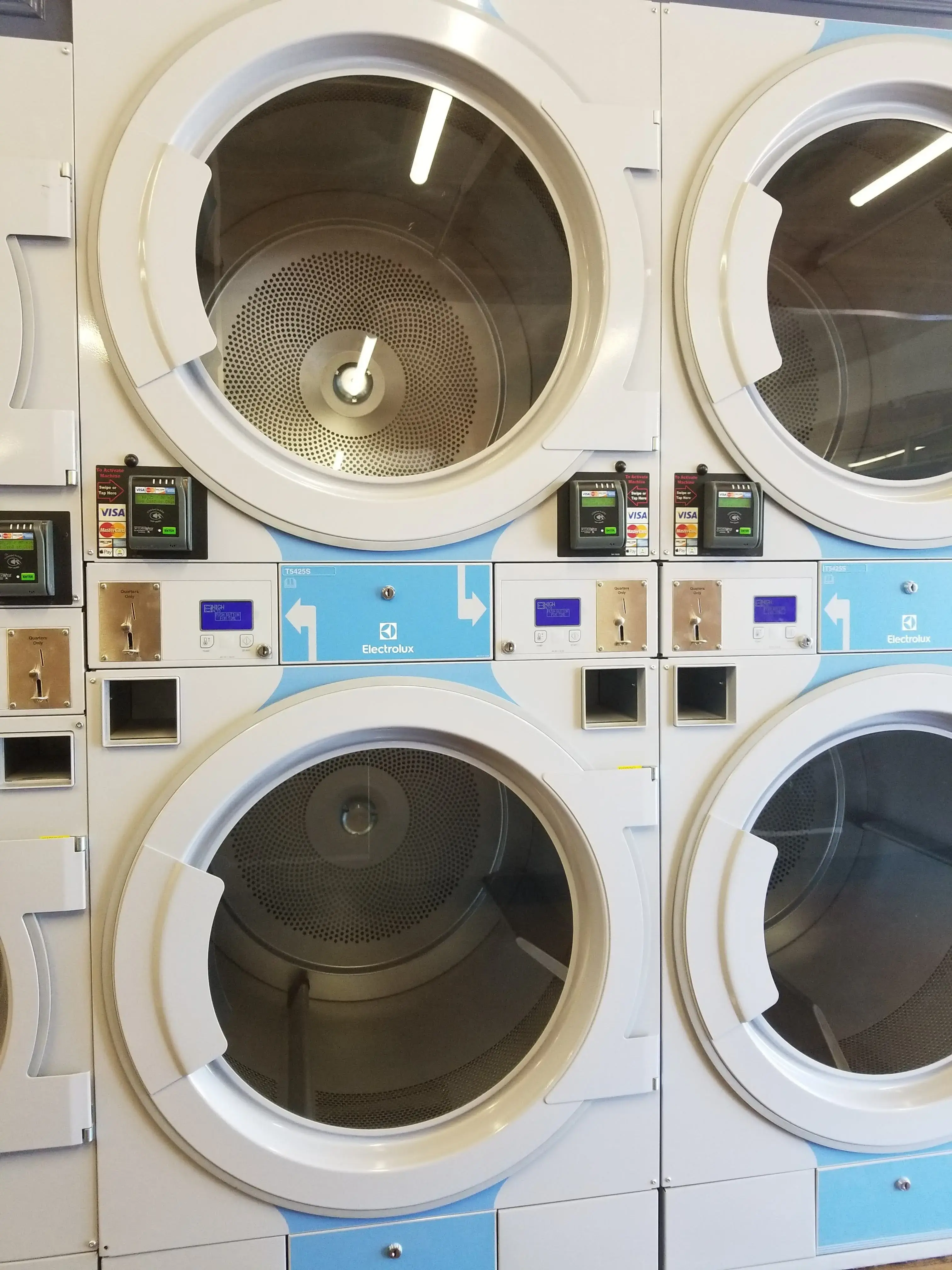 Highway Laundry - Image 12