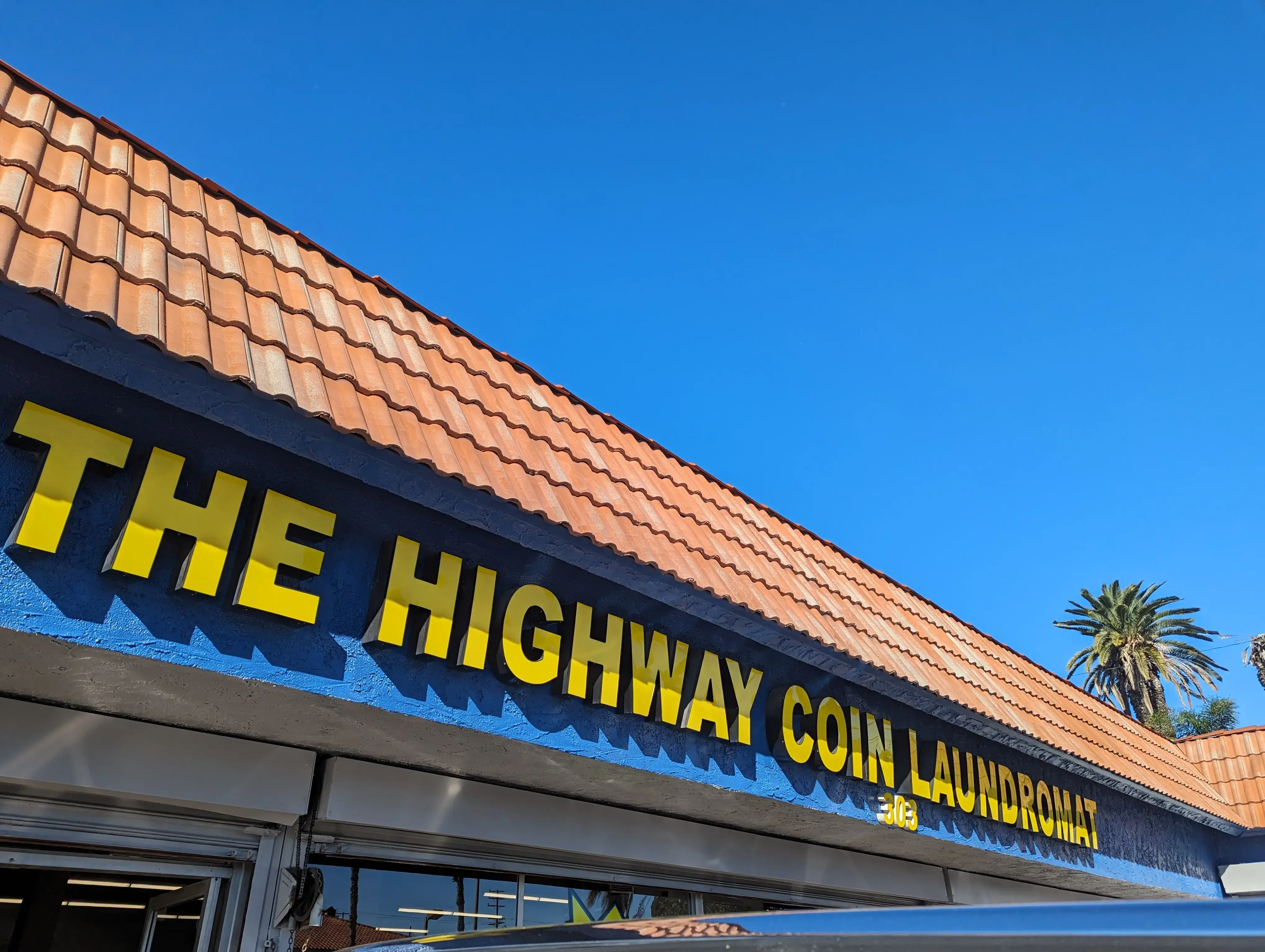 Highway Laundry thumbnail 9