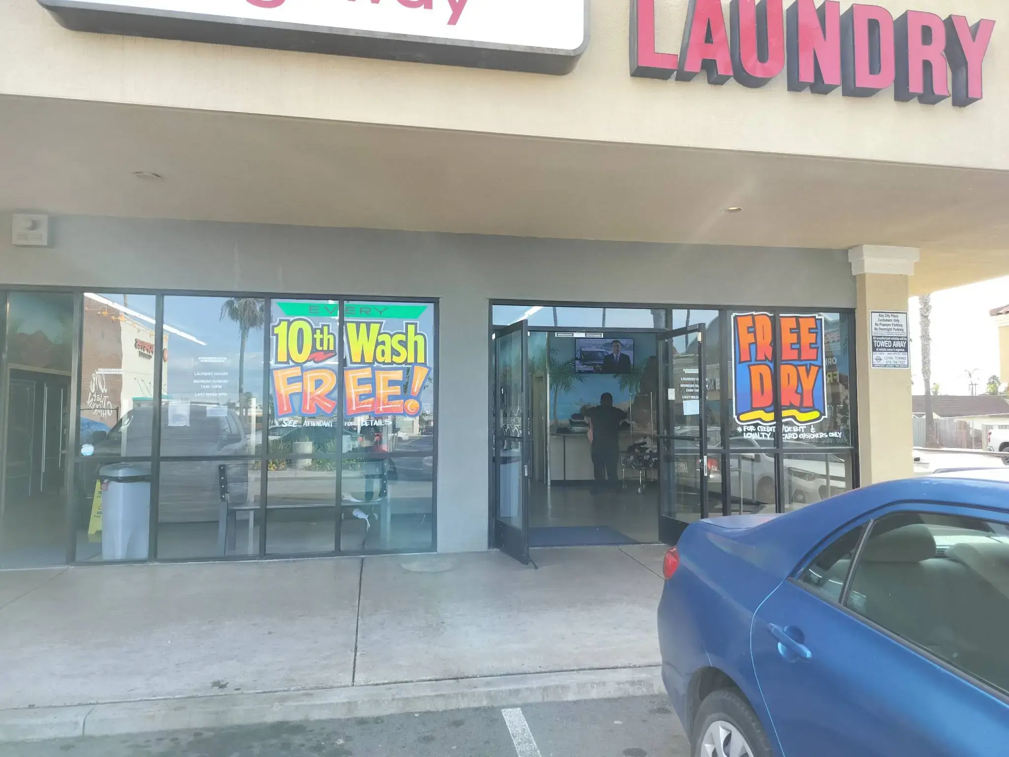 Highway Laundry - Image 17