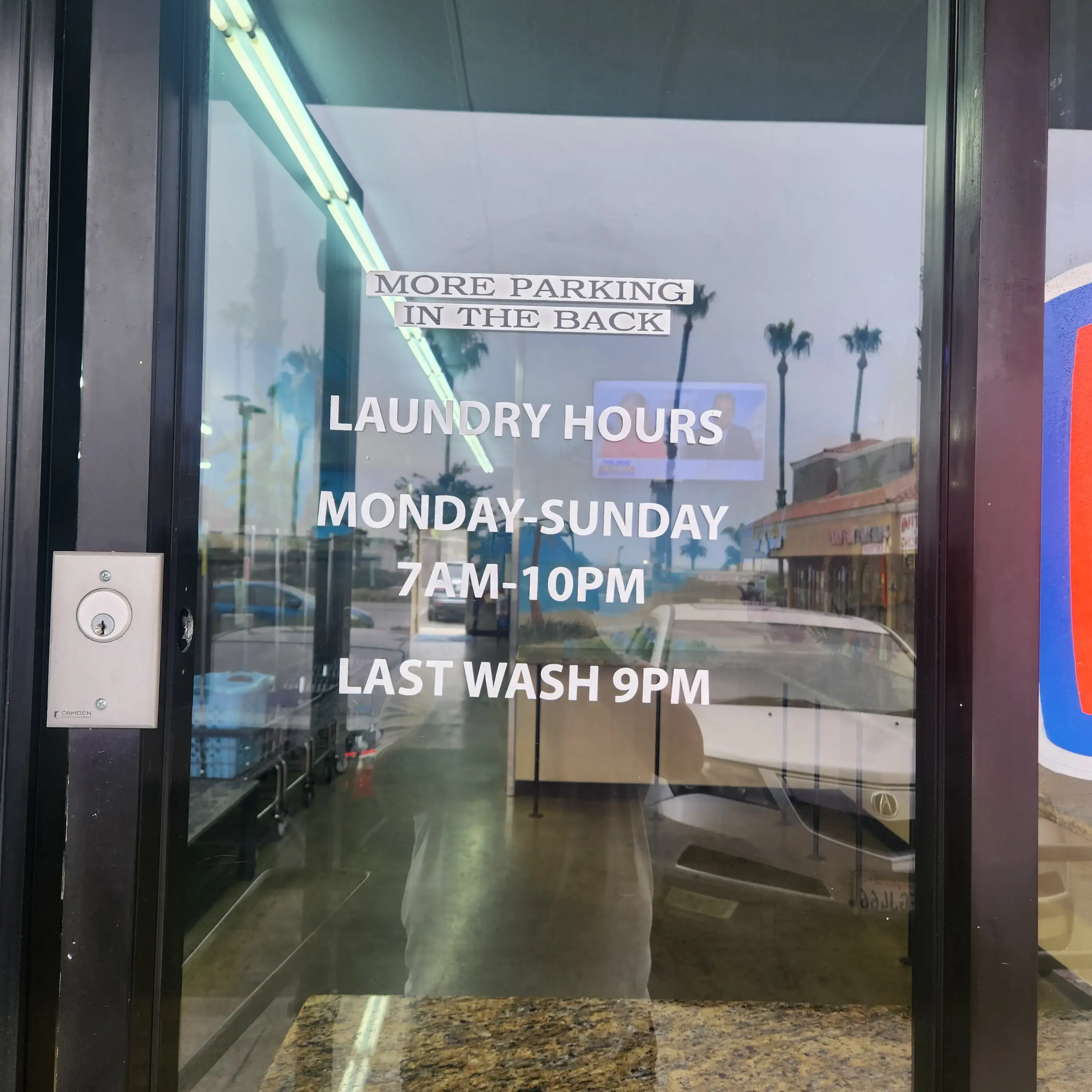 Highway Laundry - Image 5