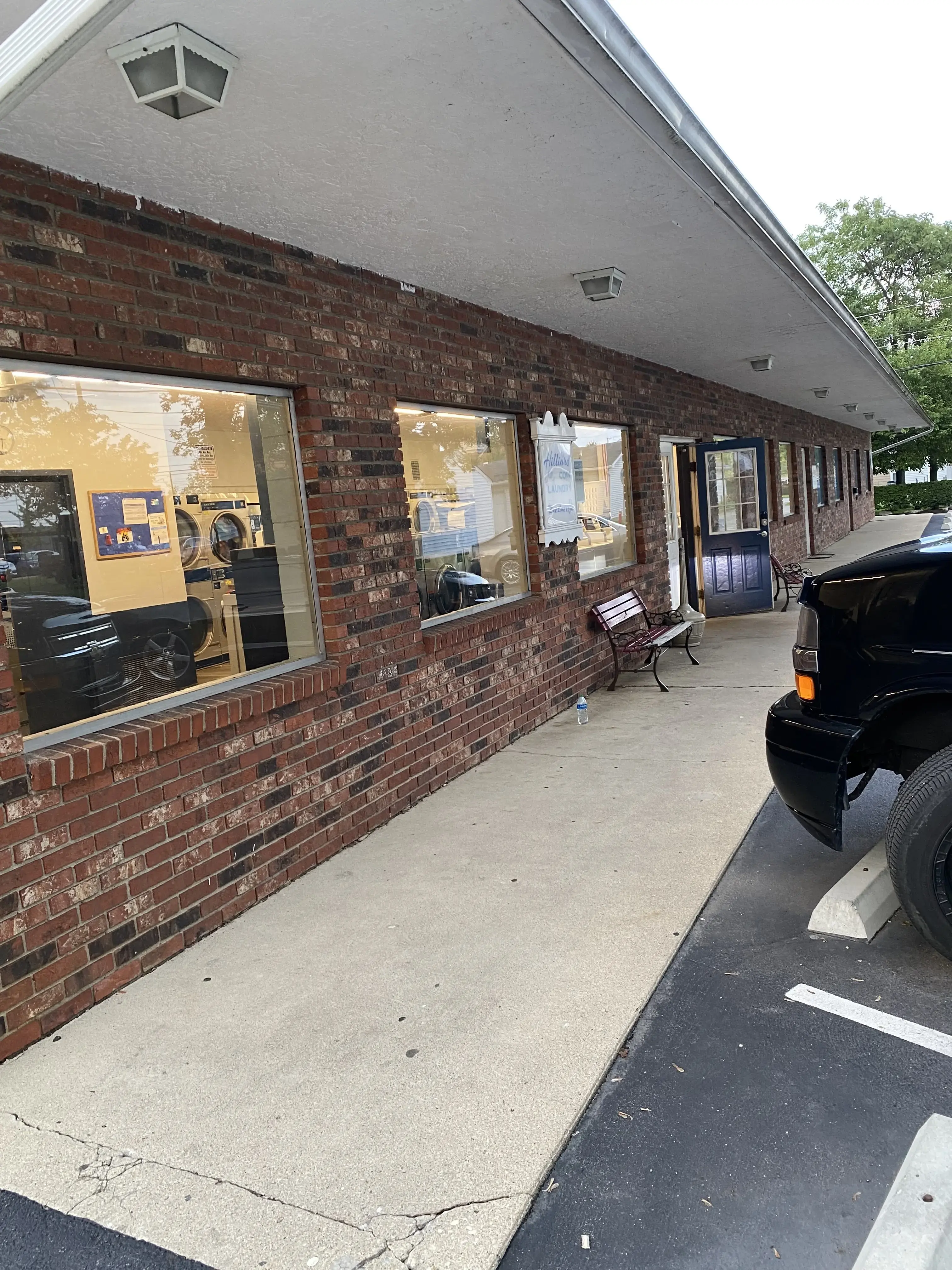 Hilliard Coin Laundry - Image 2