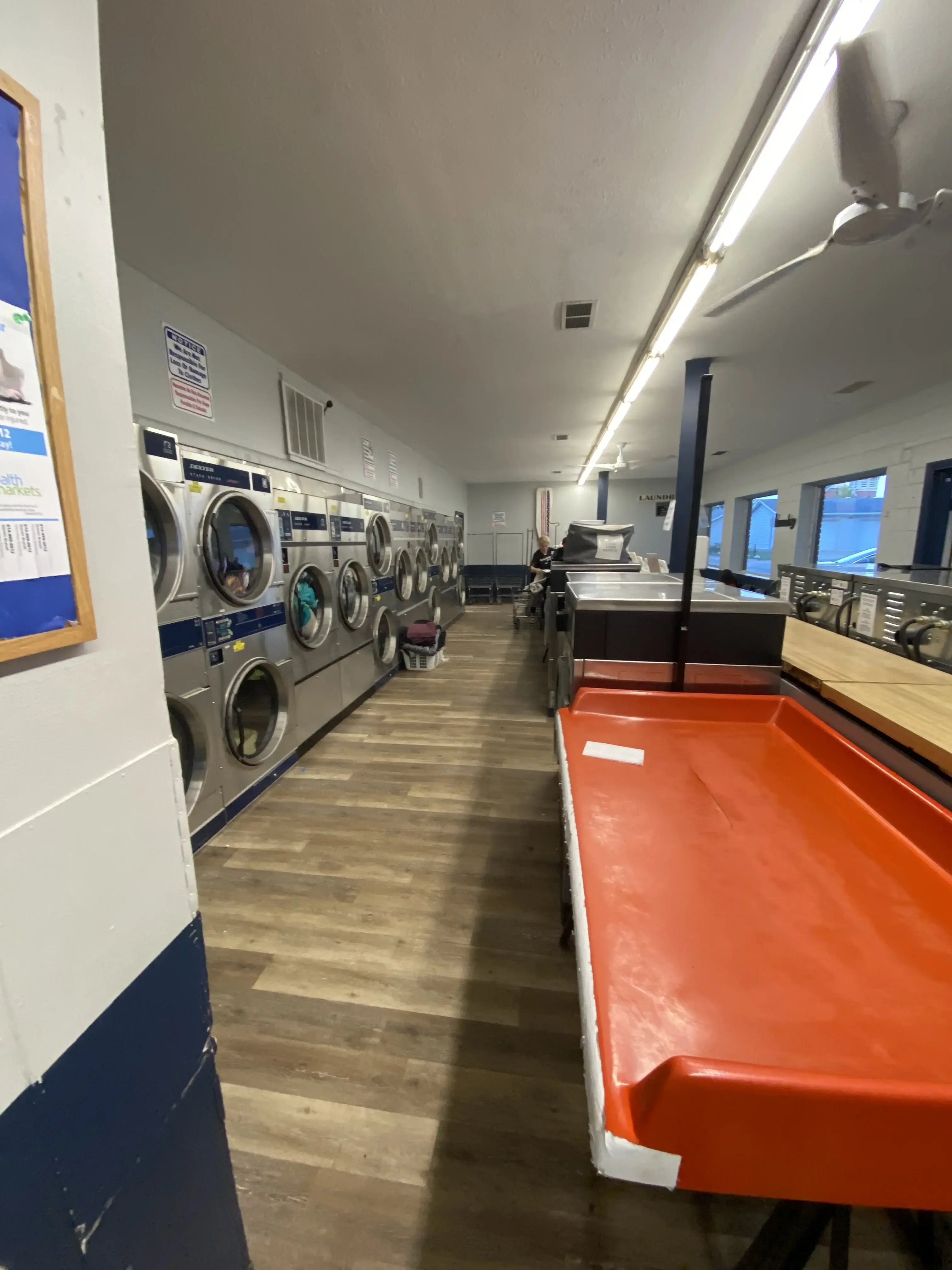 Hilliard Coin Laundry - Image 8