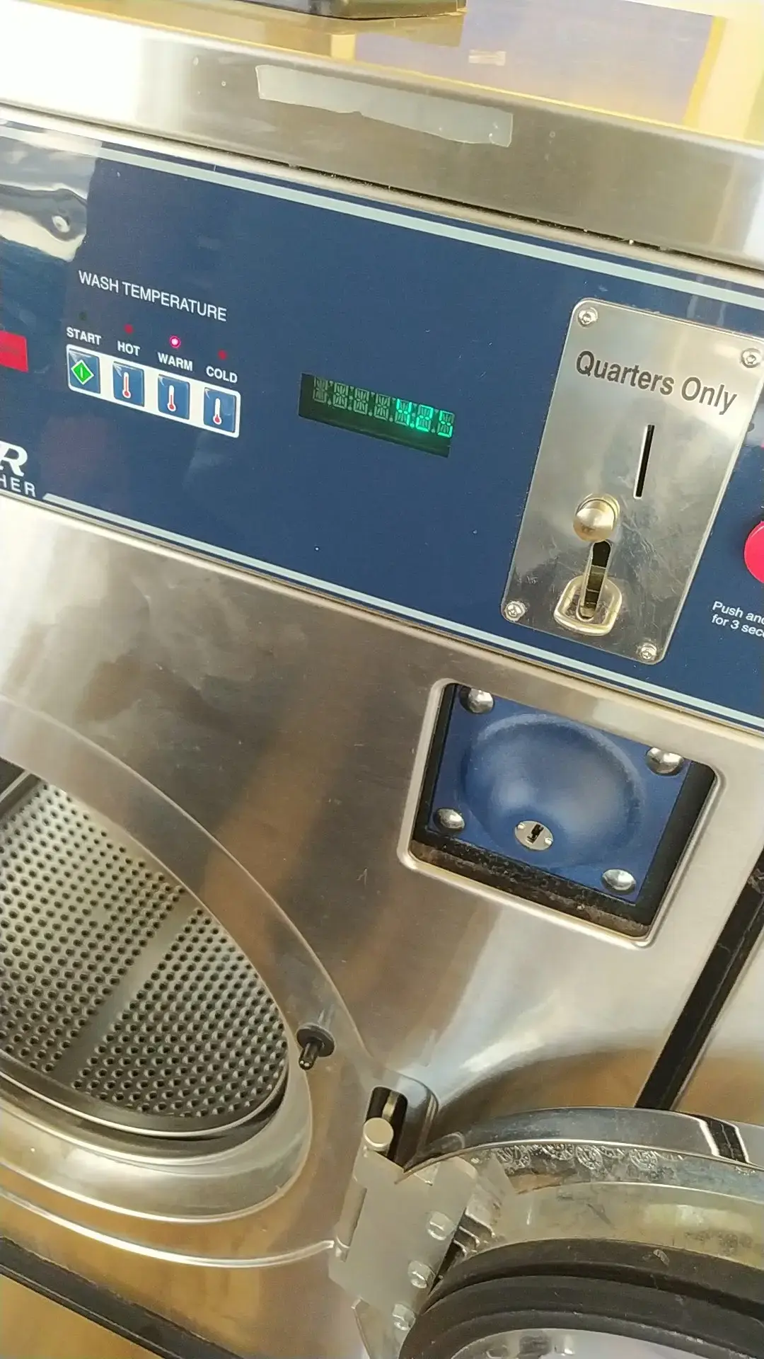 Hilliard Coin Laundry thumbnail 14