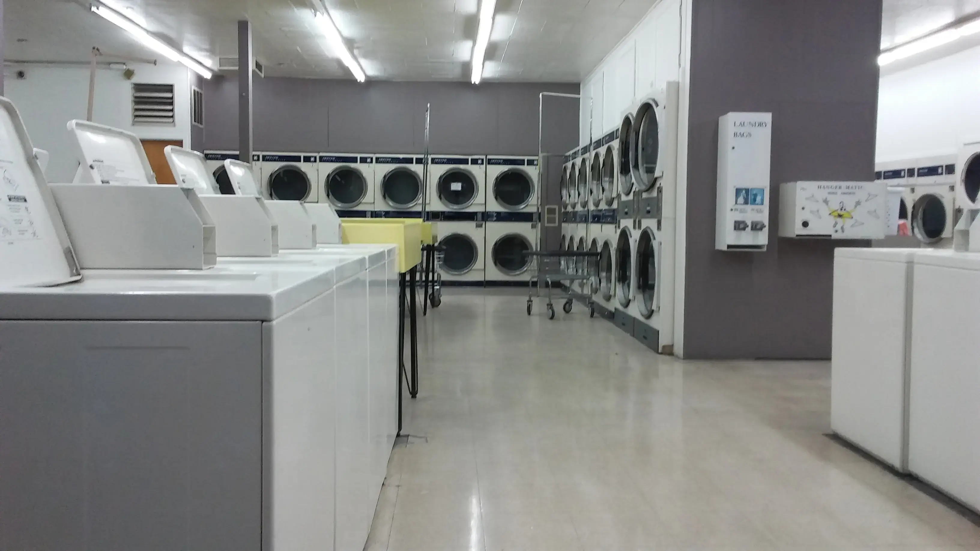 Hilltop Laundromat thumbnail 8
