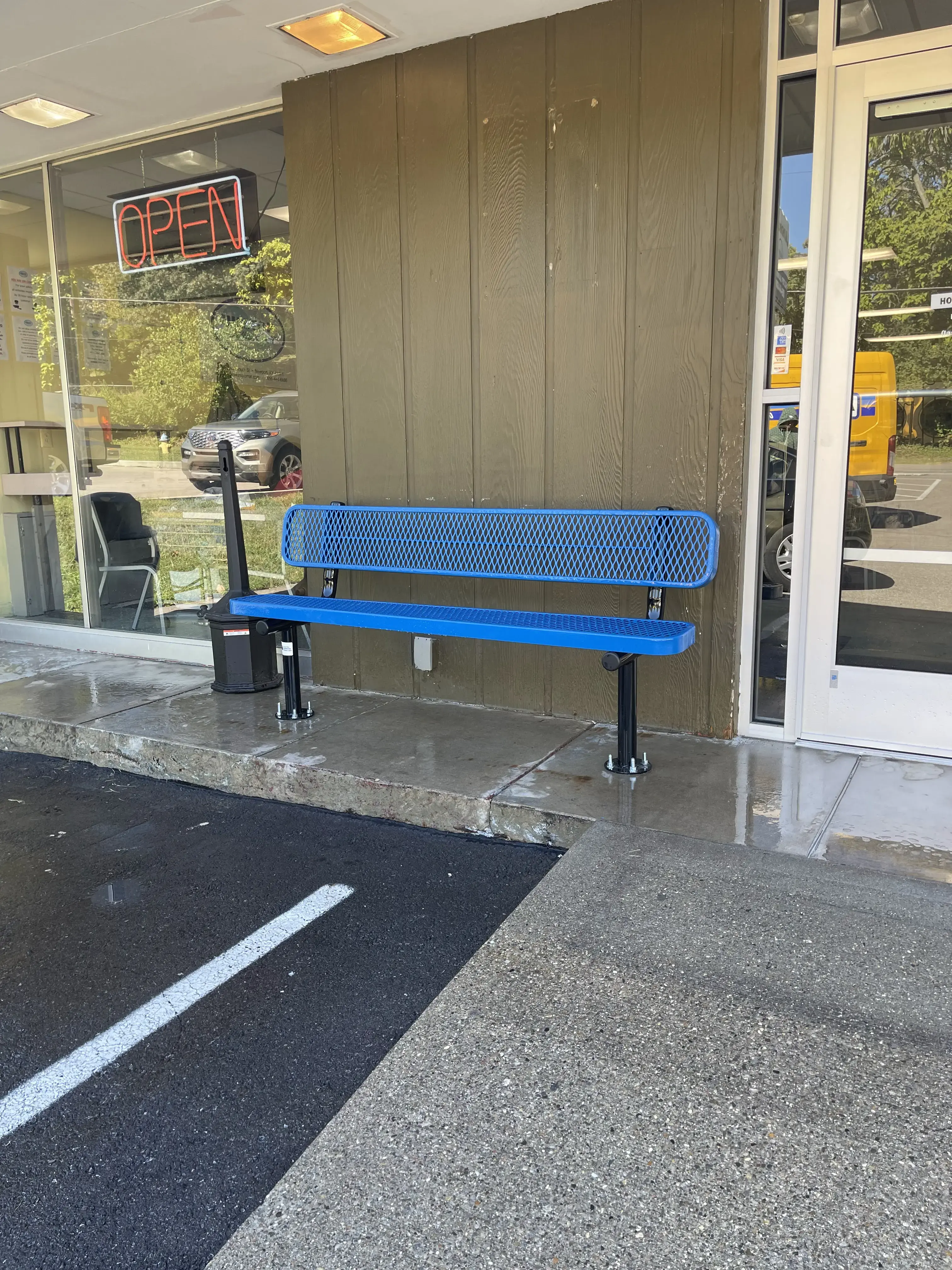 Hilltop Laundromat thumbnail 6