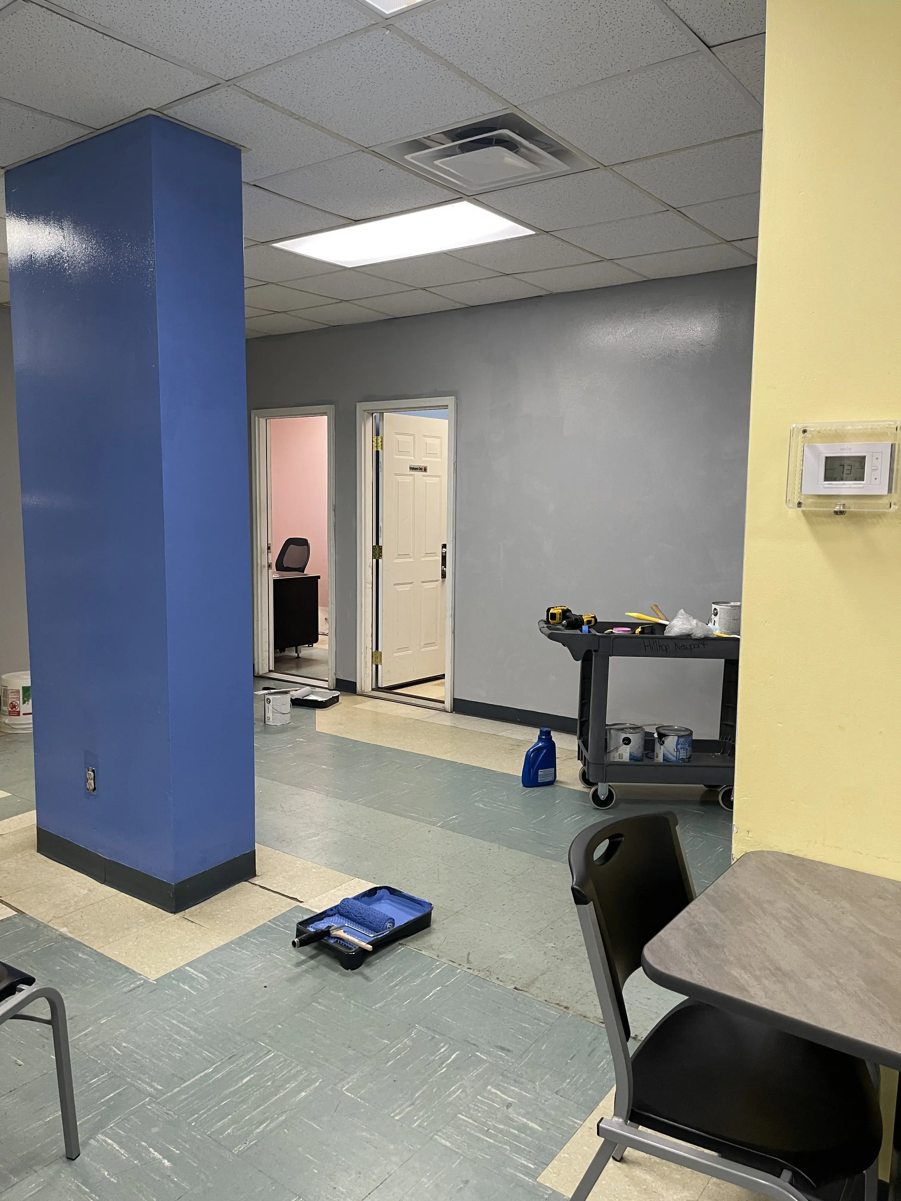 Hilltop Laundromat - Image 19