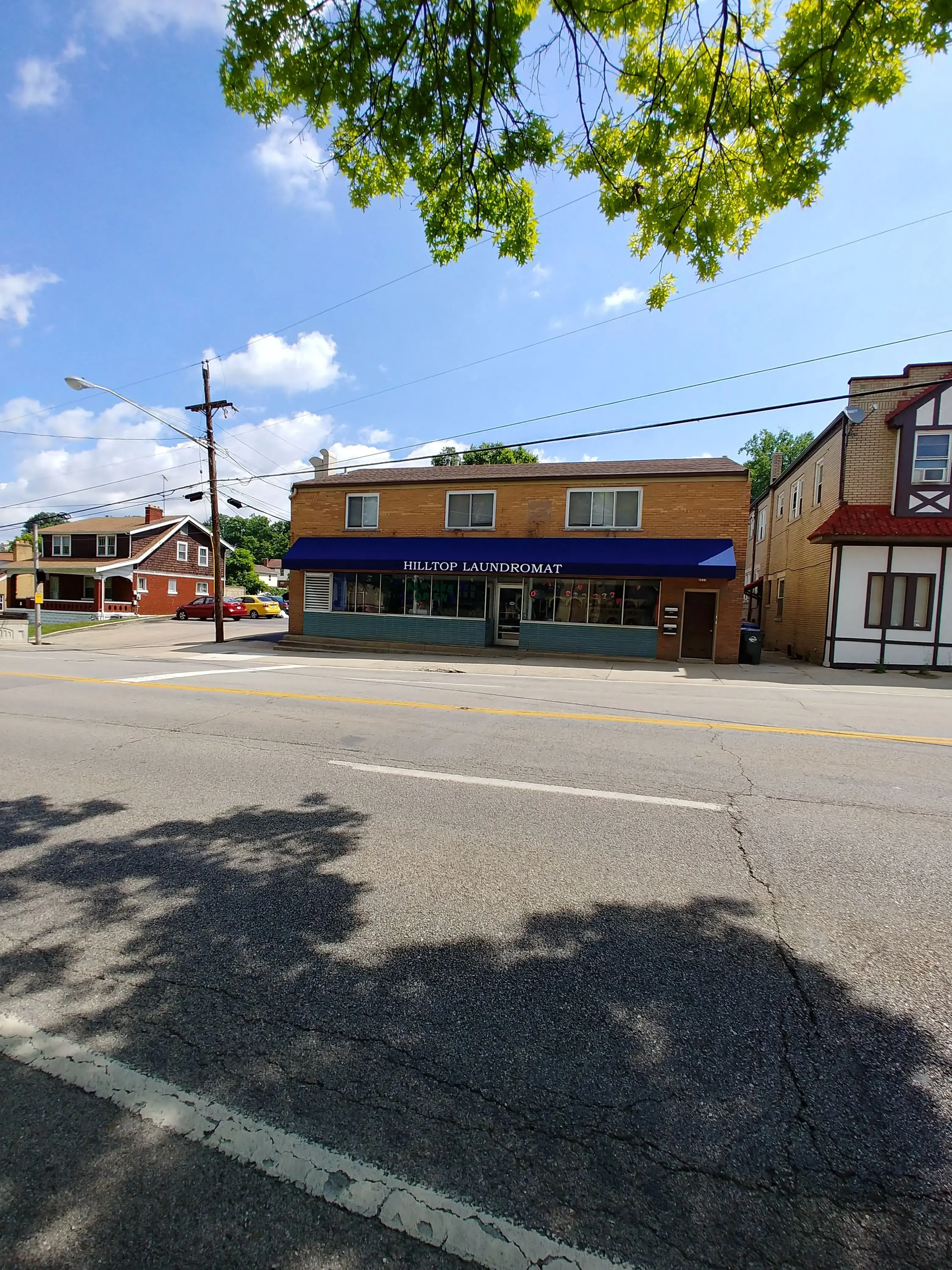 Hilltop Laundromat - Image 11