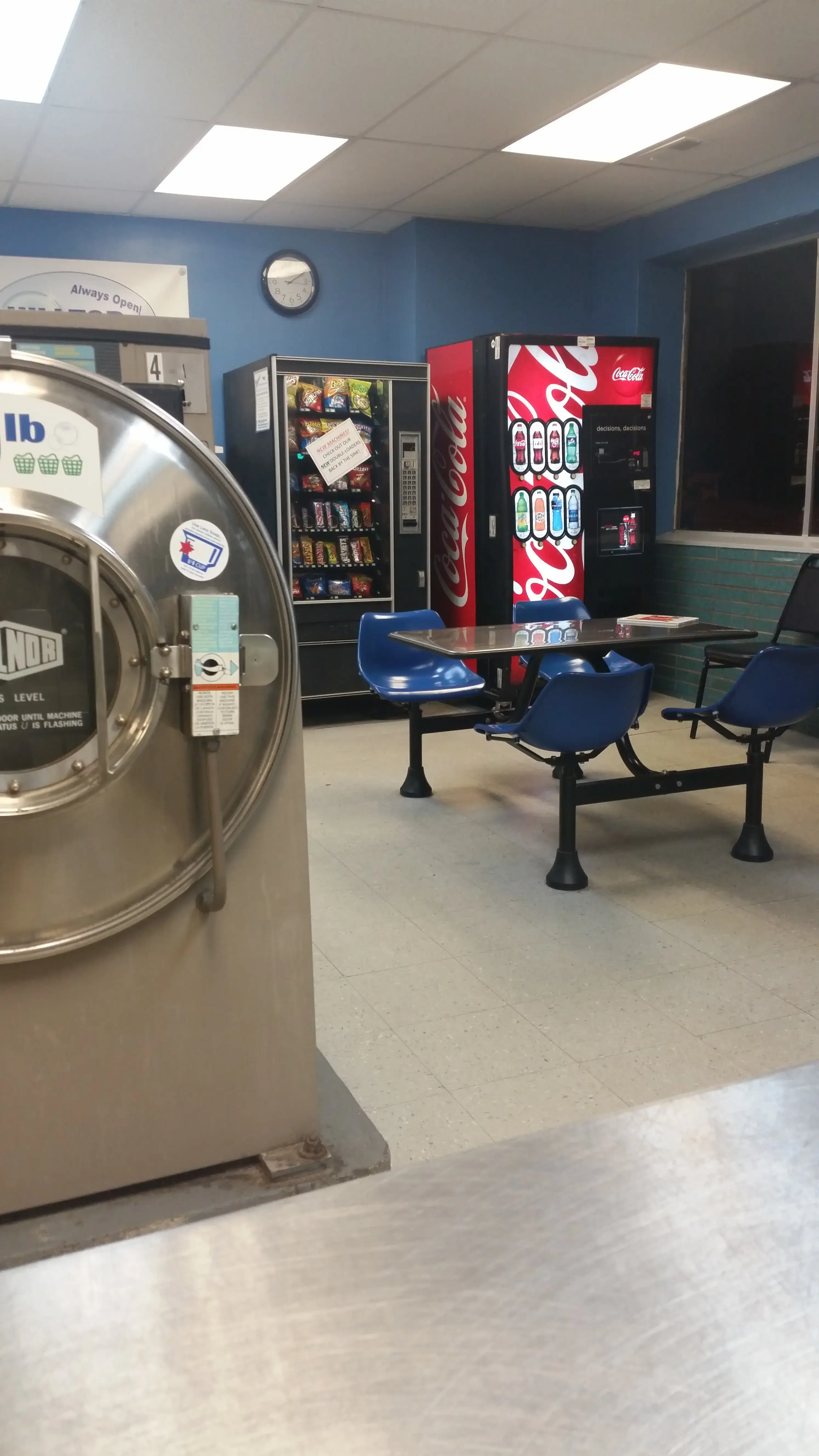 Hilltop Laundromat thumbnail 20