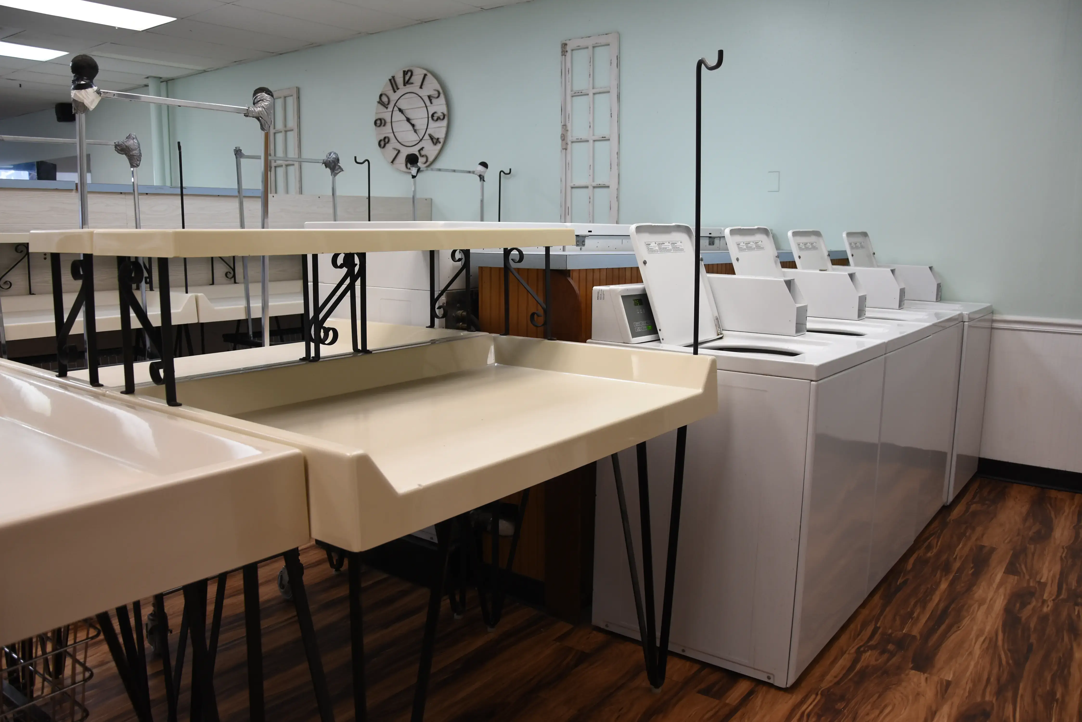 Hixson Coin Laundry thumbnail 5