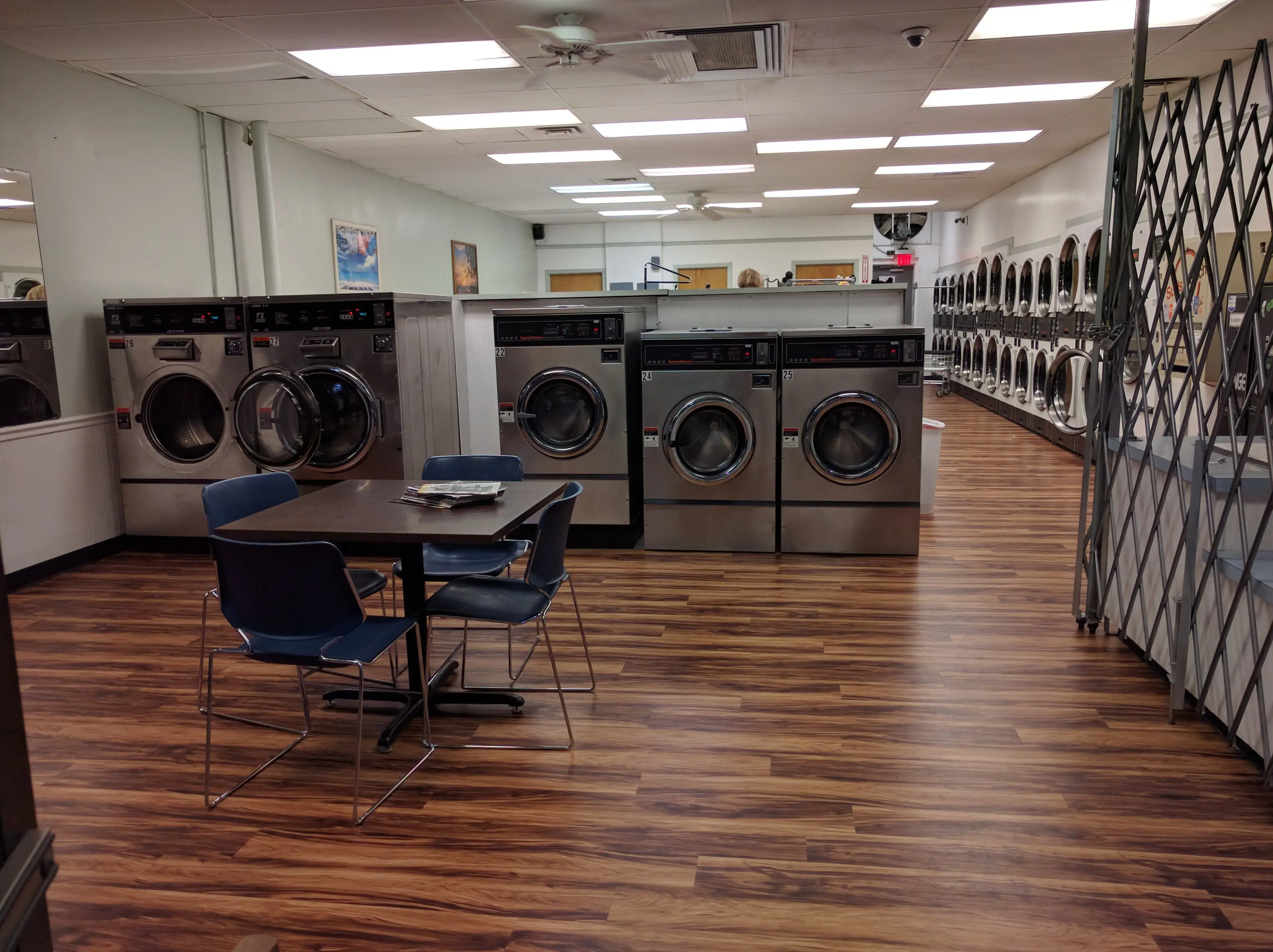 Hixson Coin Laundry thumbnail 19