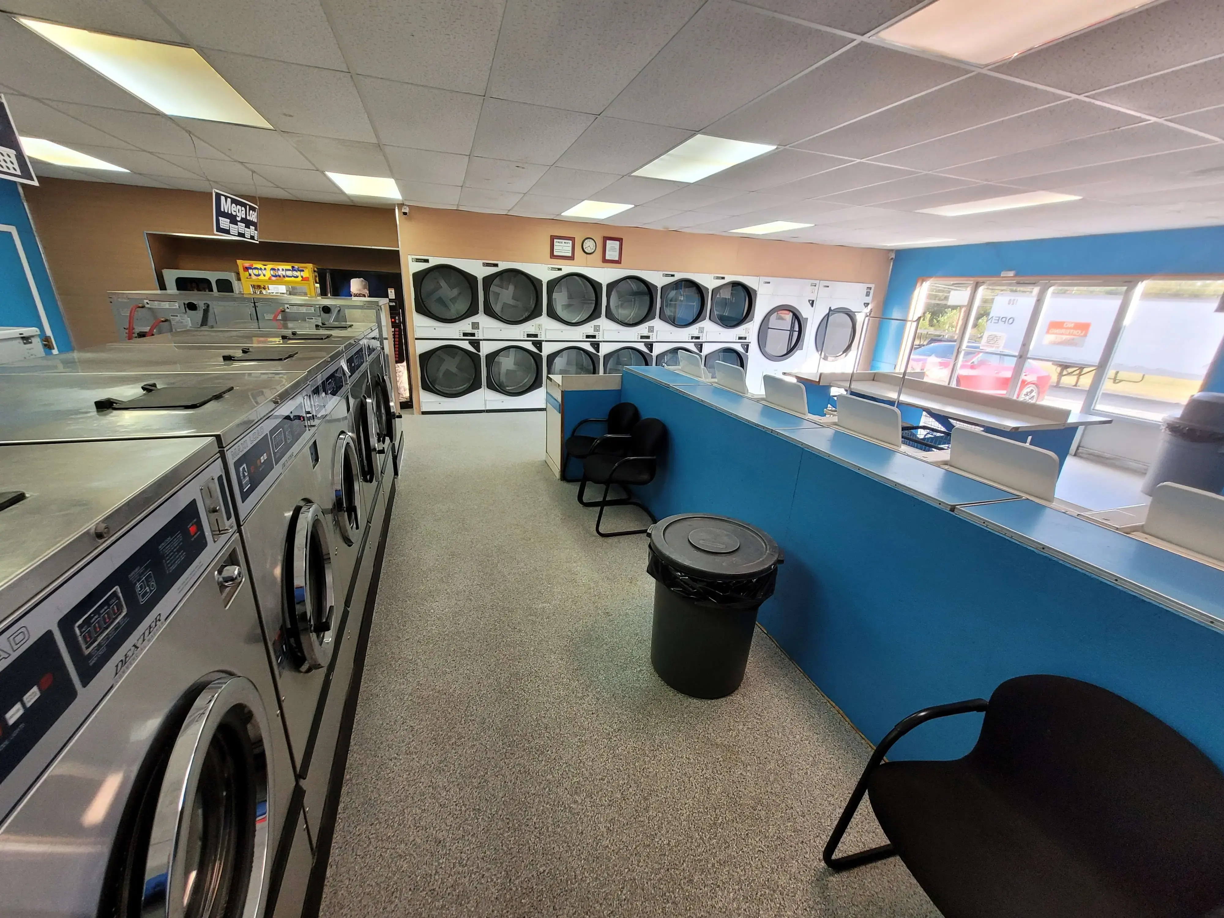 Hixson Hometown Laundromat (HHL) - PLAZA location