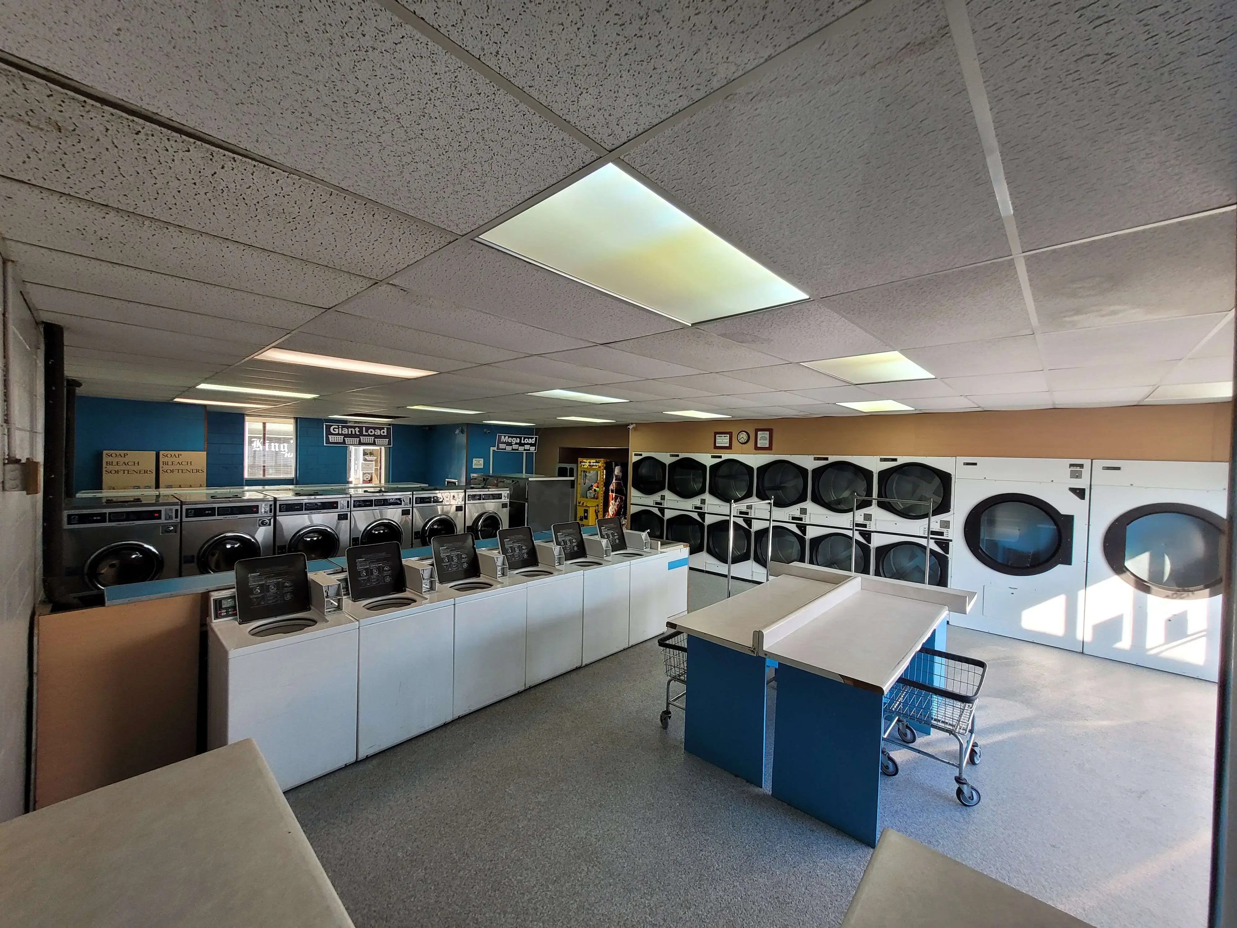 Hixson Hometown Laundromat (HHL) - PLAZA - Image 4