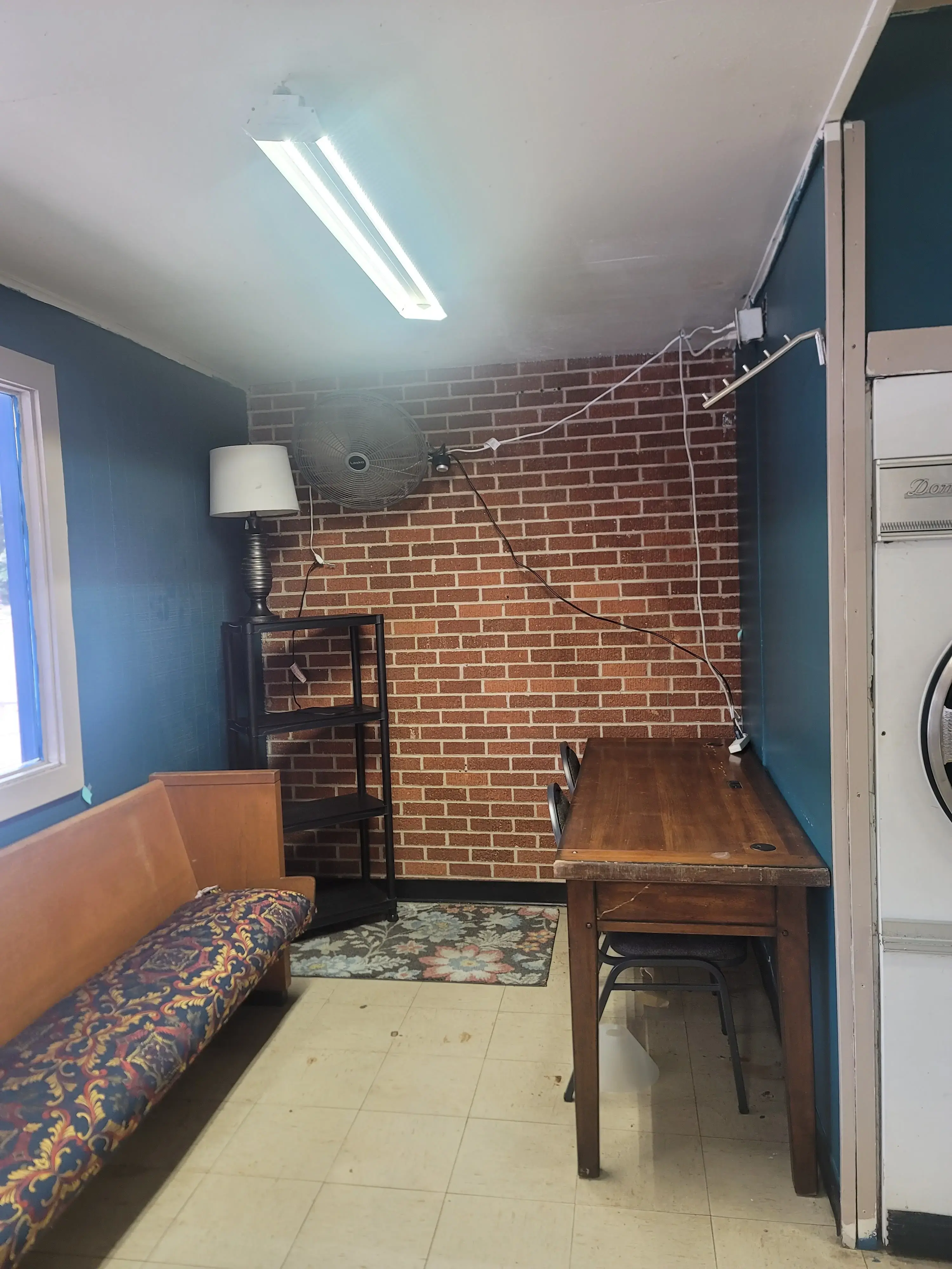 H&J Family Laundry - Image 3