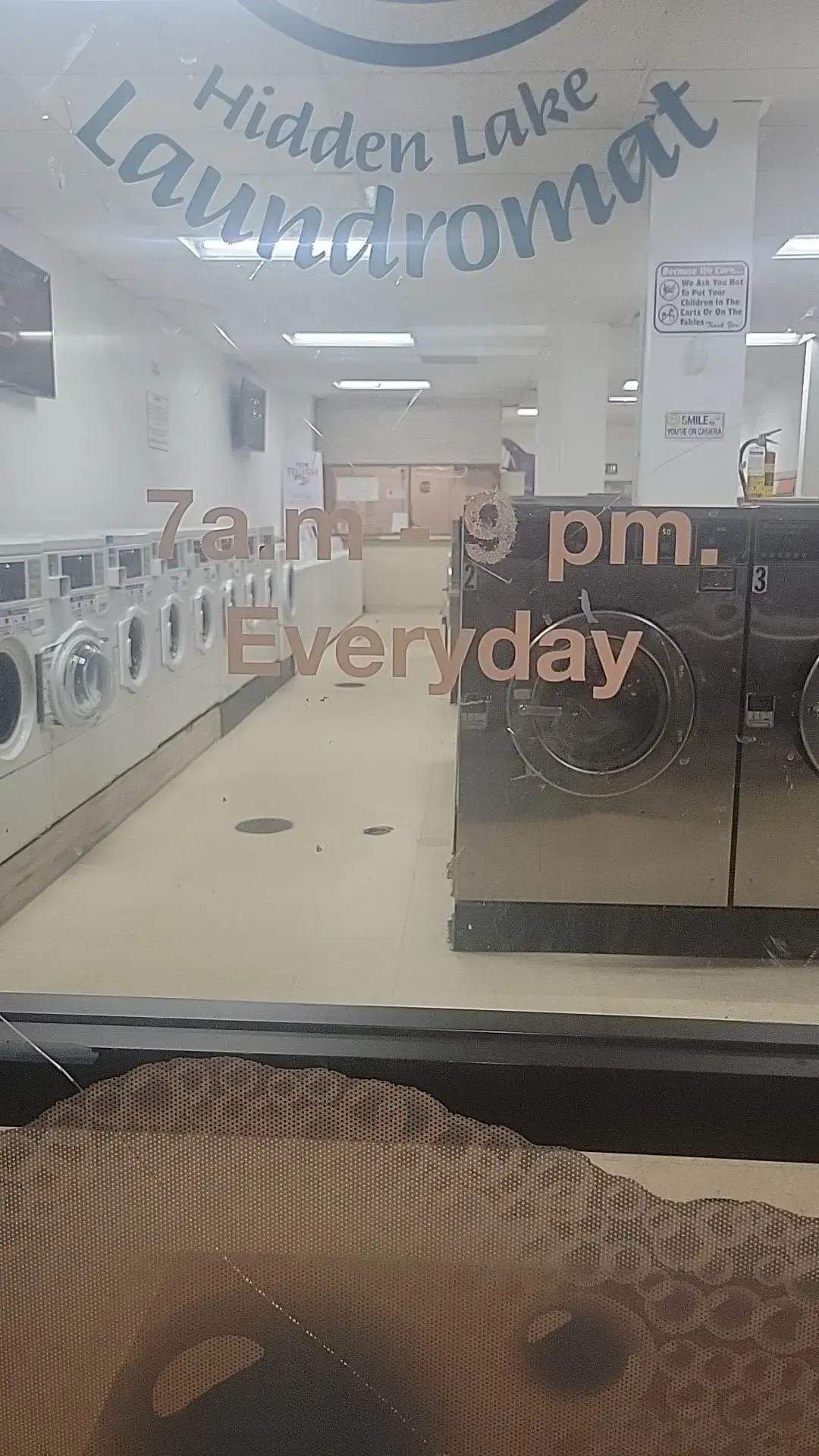 HL Laundromat thumbnail 11