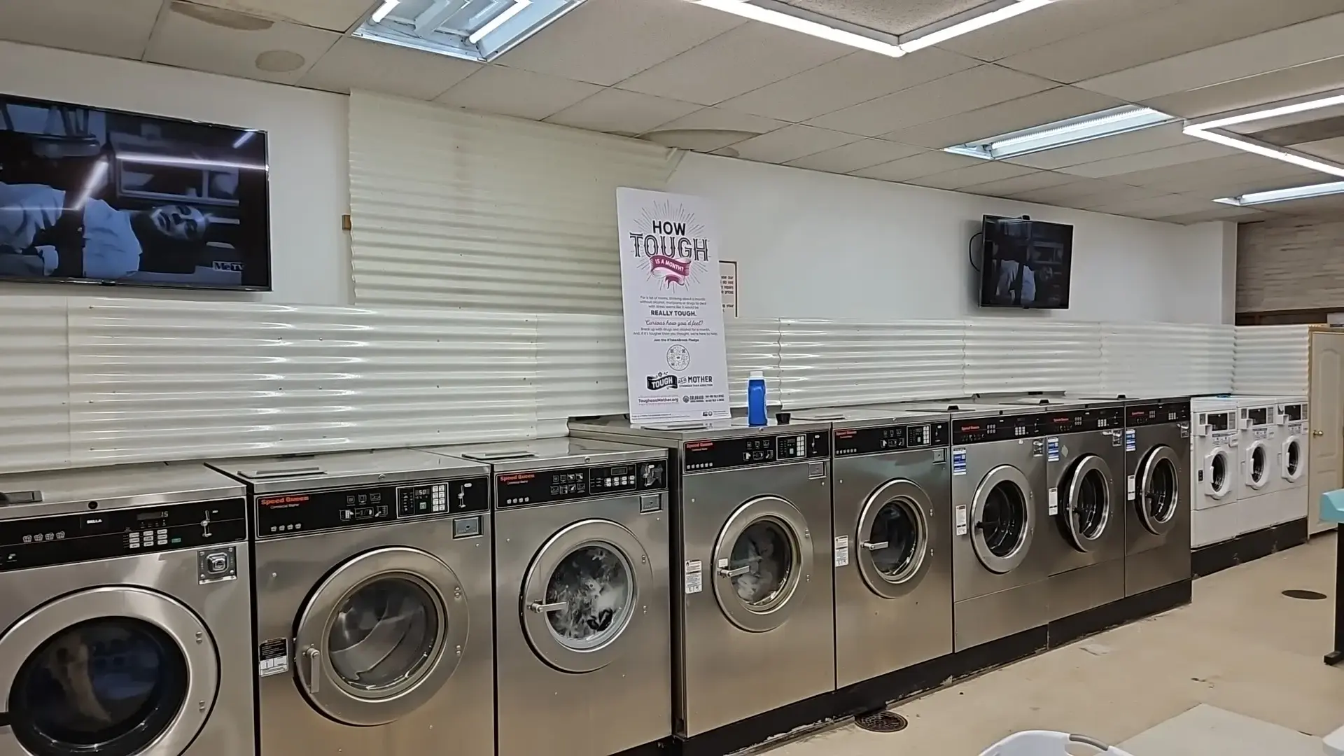 HL Laundromat thumbnail 17