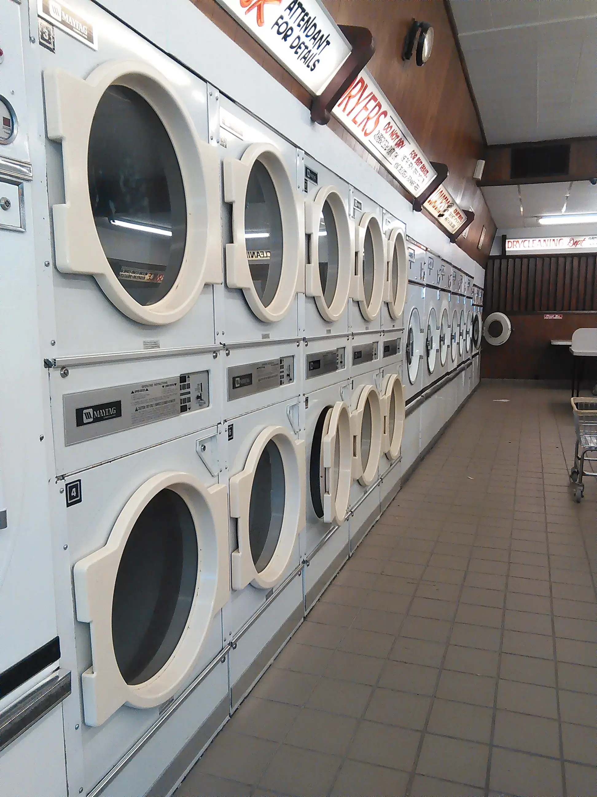 Hockert's Cleaners-Launderers thumbnail 5