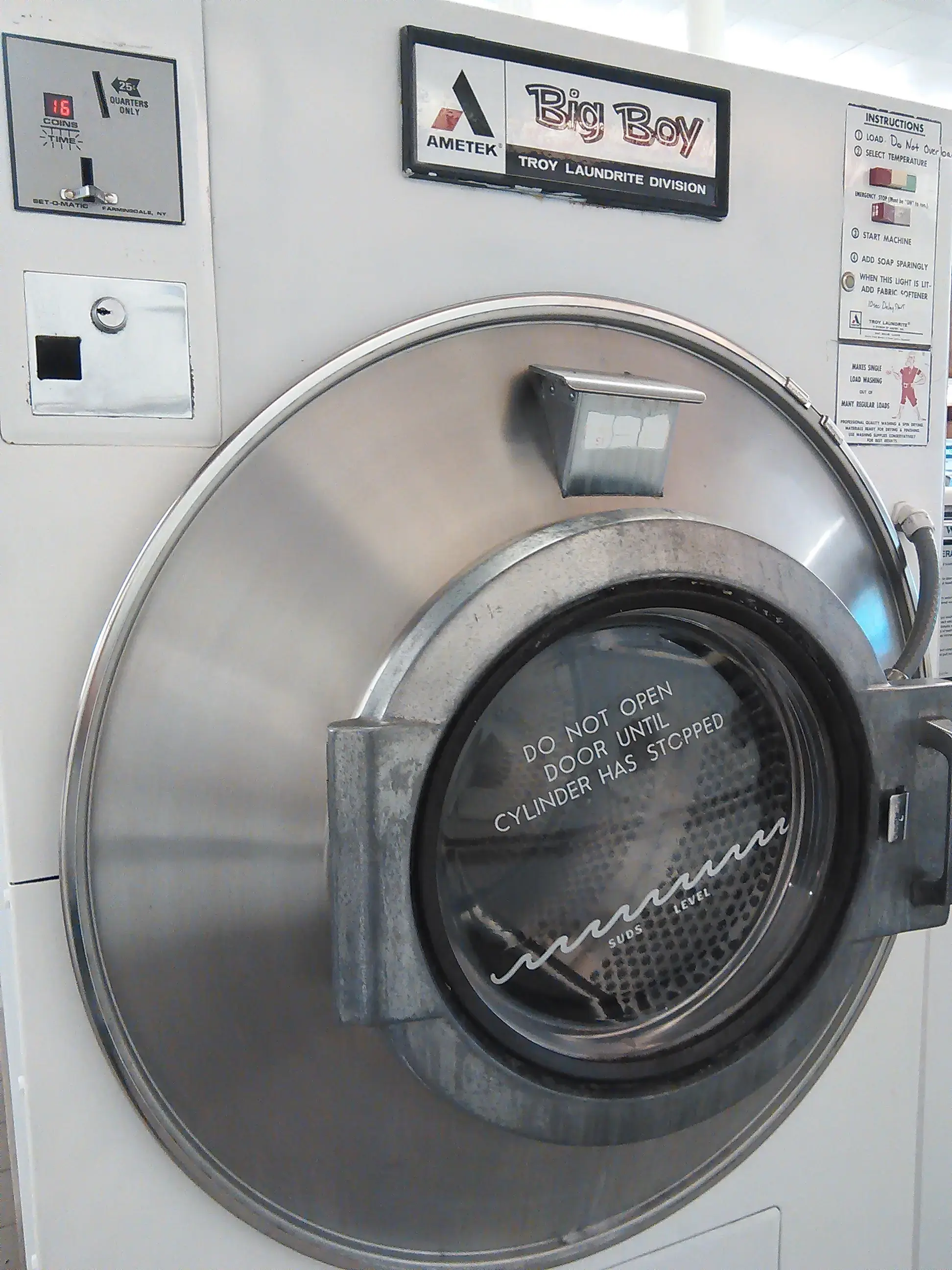 Hockert's Cleaners-Launderers thumbnail 4