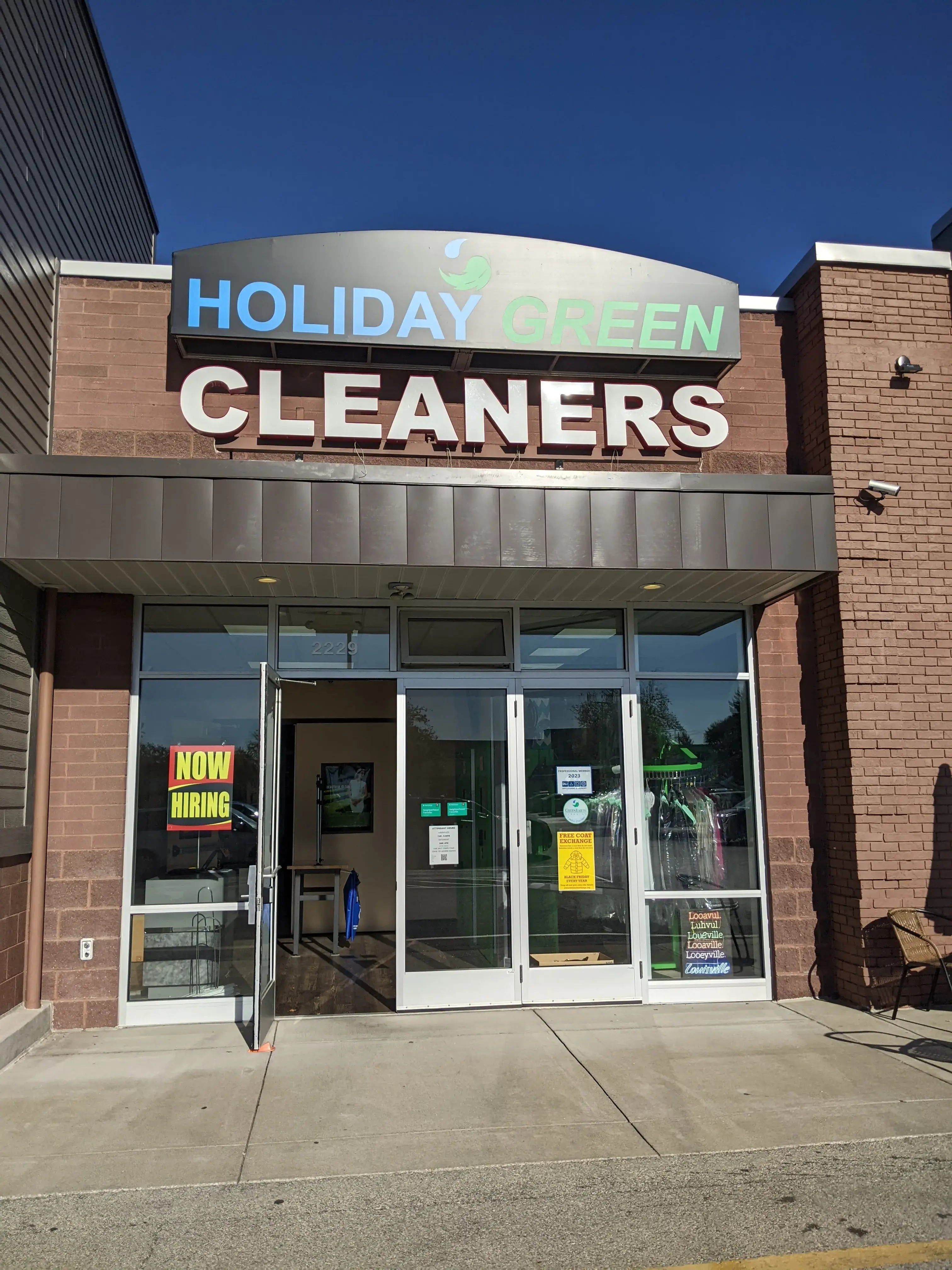 Holiday Green Cleaners & Laundry - Image 2