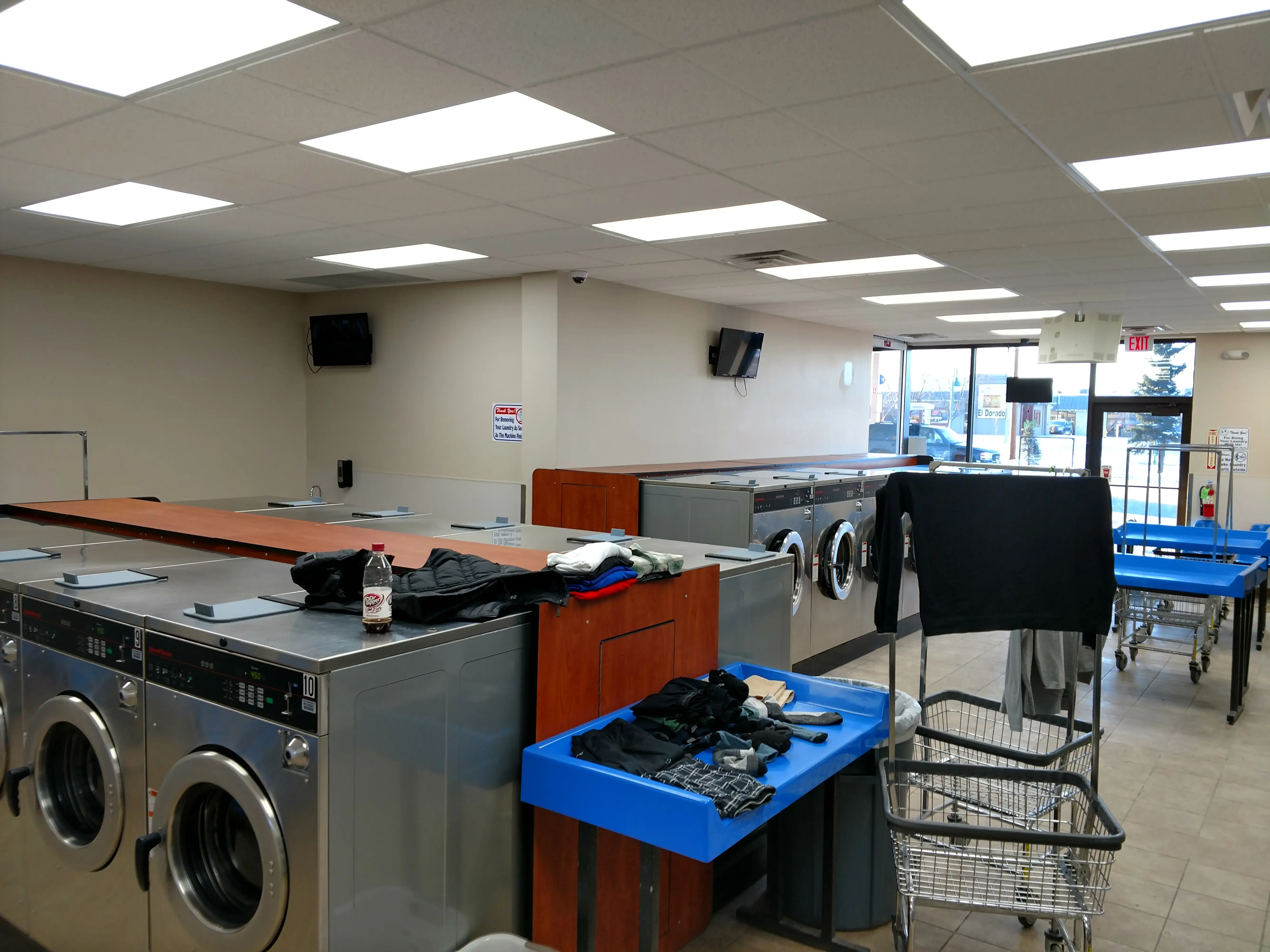 Holiday Laundry Services - Image 8