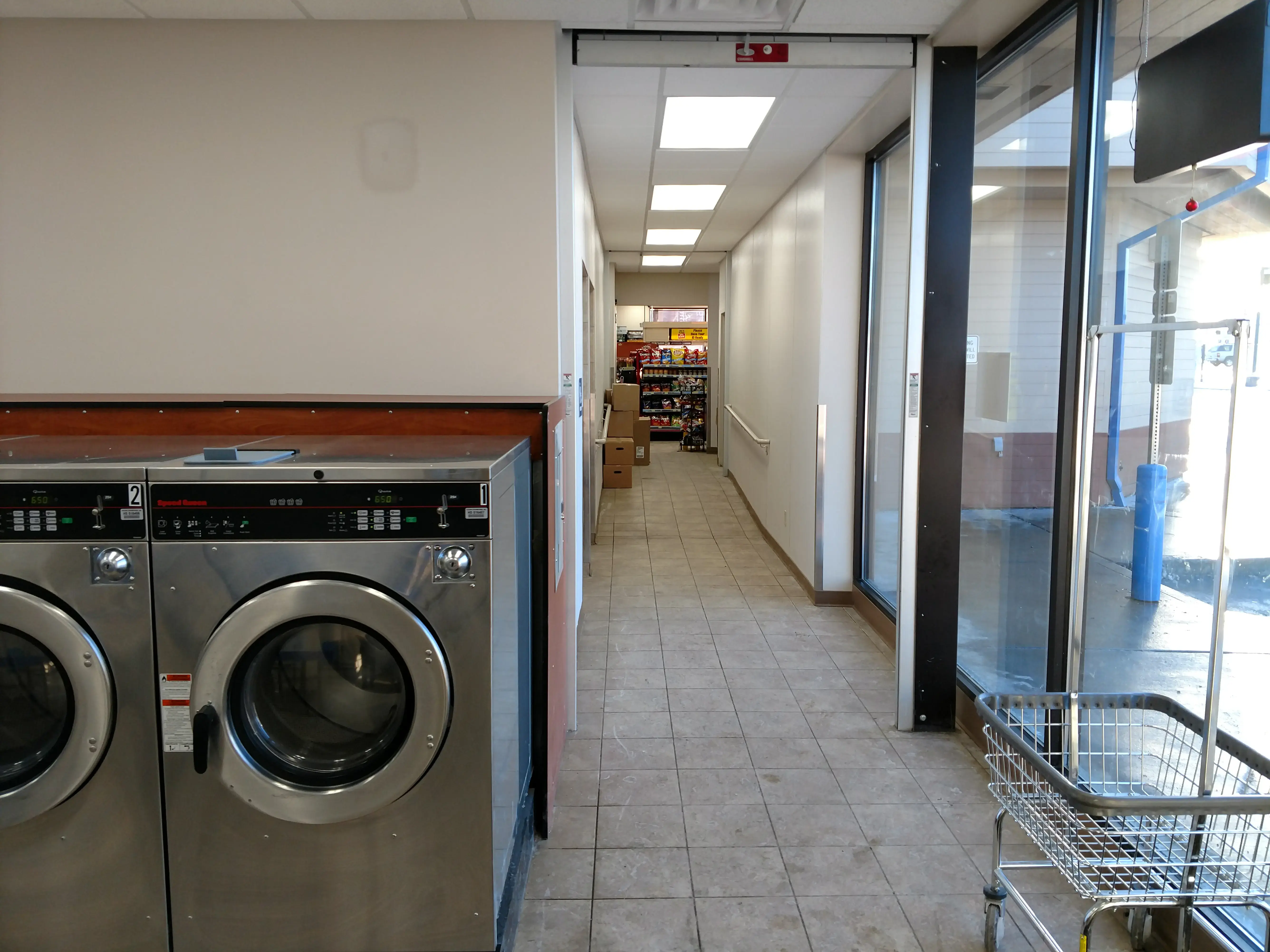 Holiday Laundry Services - Image 10