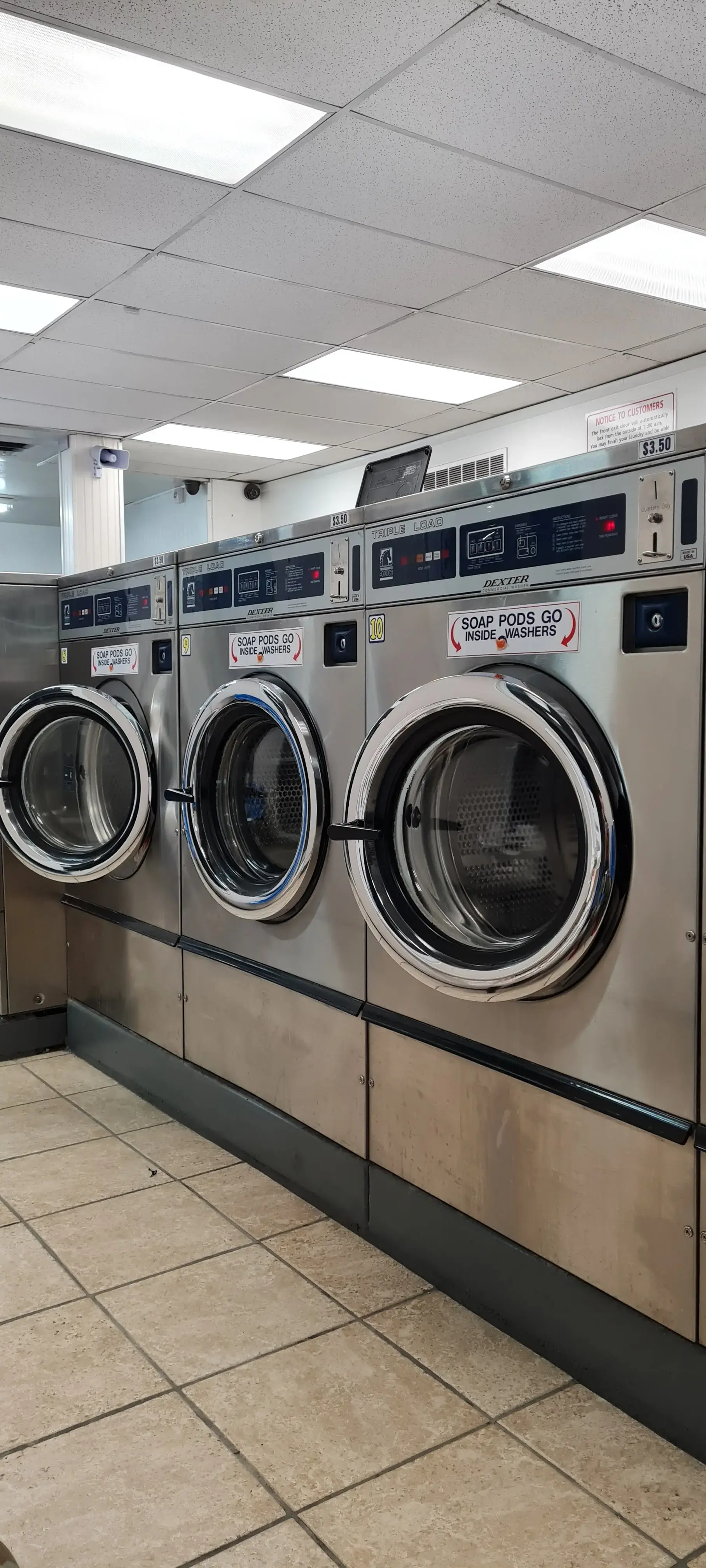 Holladay Laundromat - Image 19
