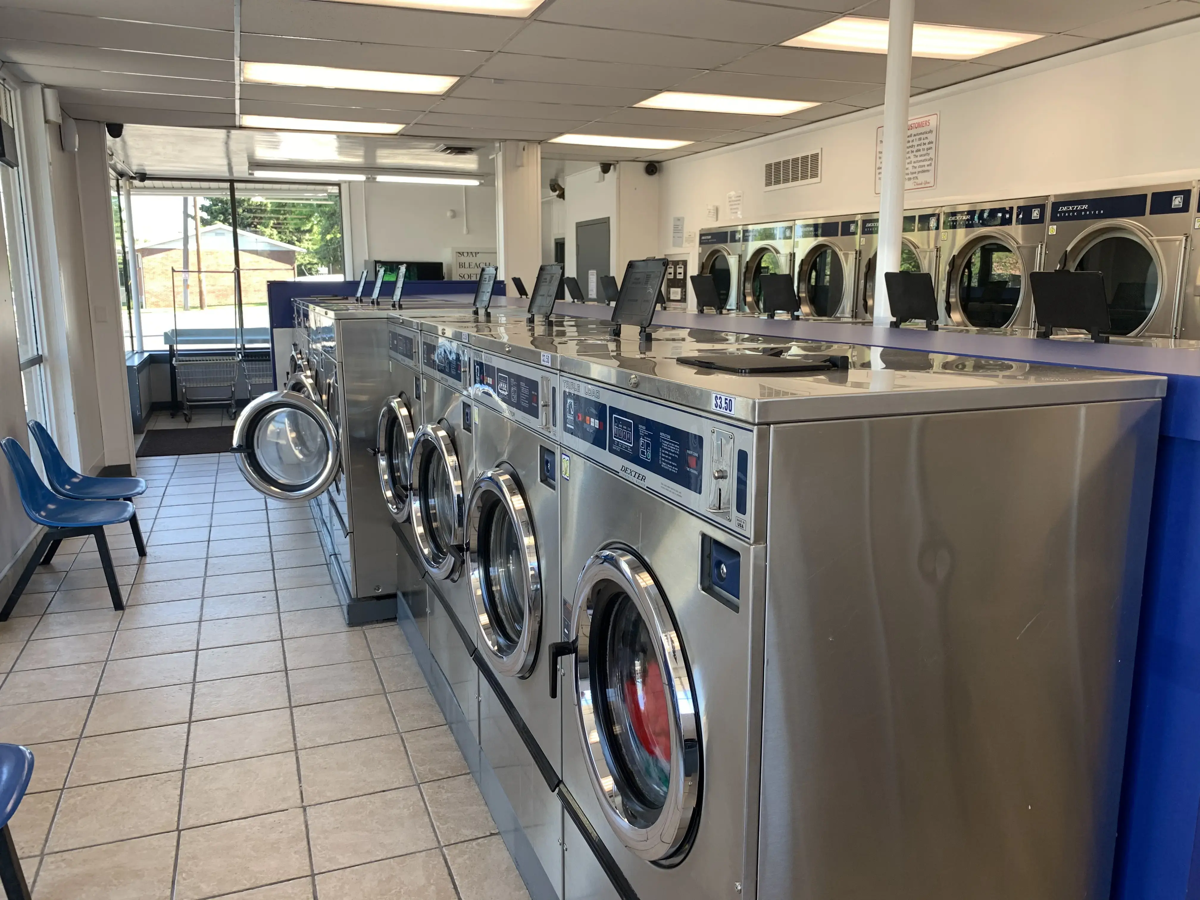 Holladay Laundromat thumbnail 12