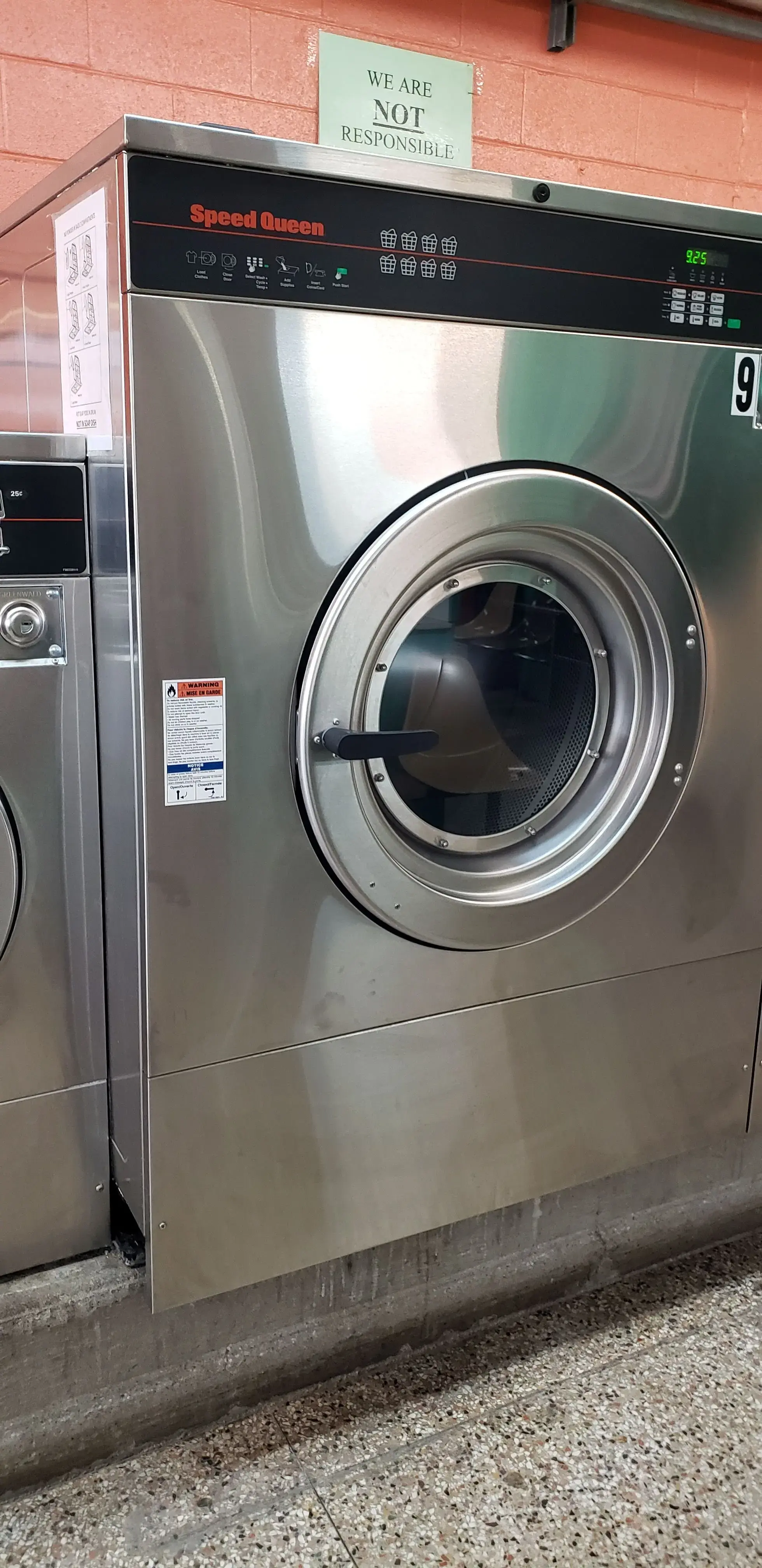 Holland's Laundromat 24 Hours (on Weekends!) - Image 8