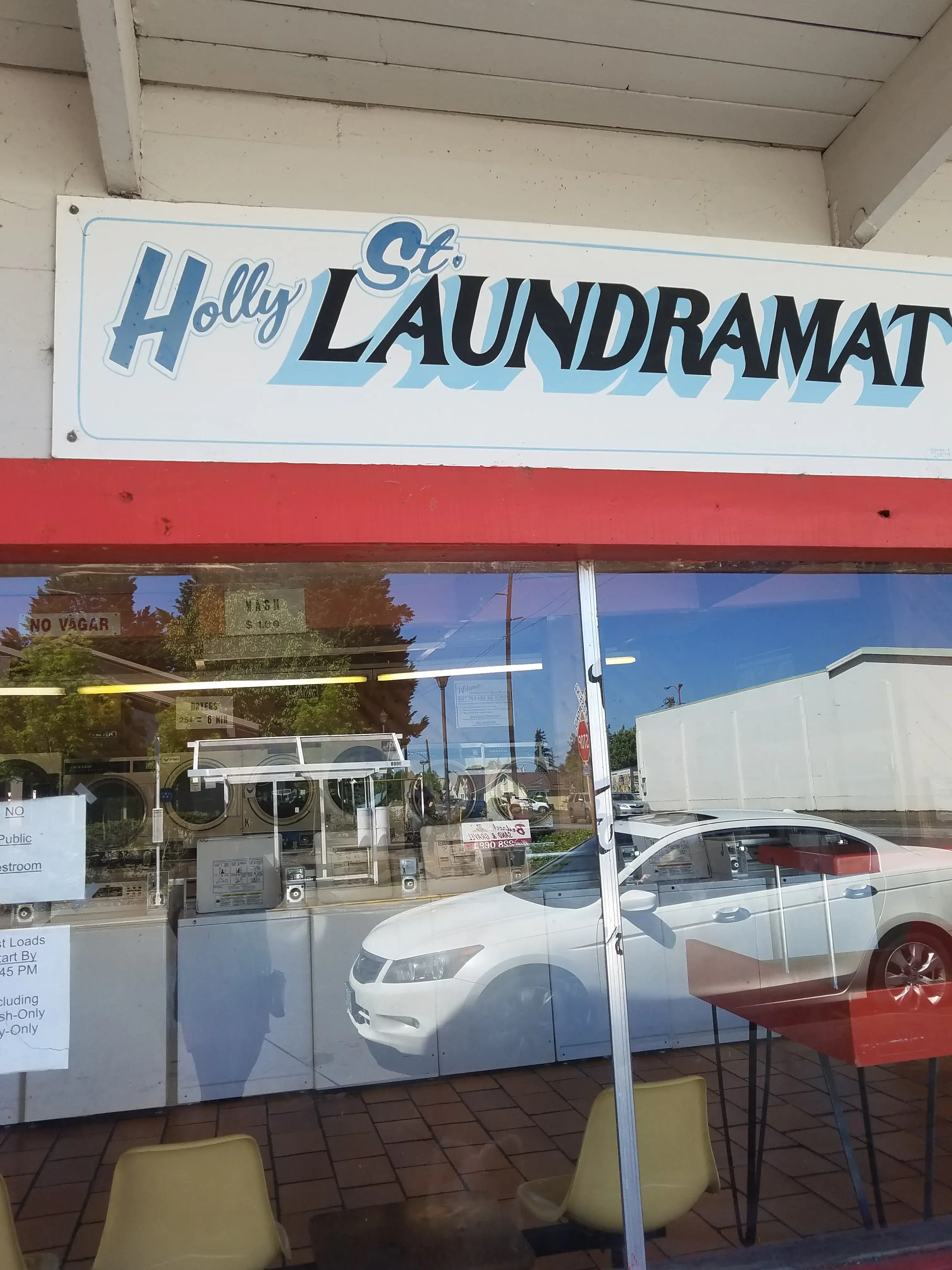 Holly St. Laundromat thumbnail 4