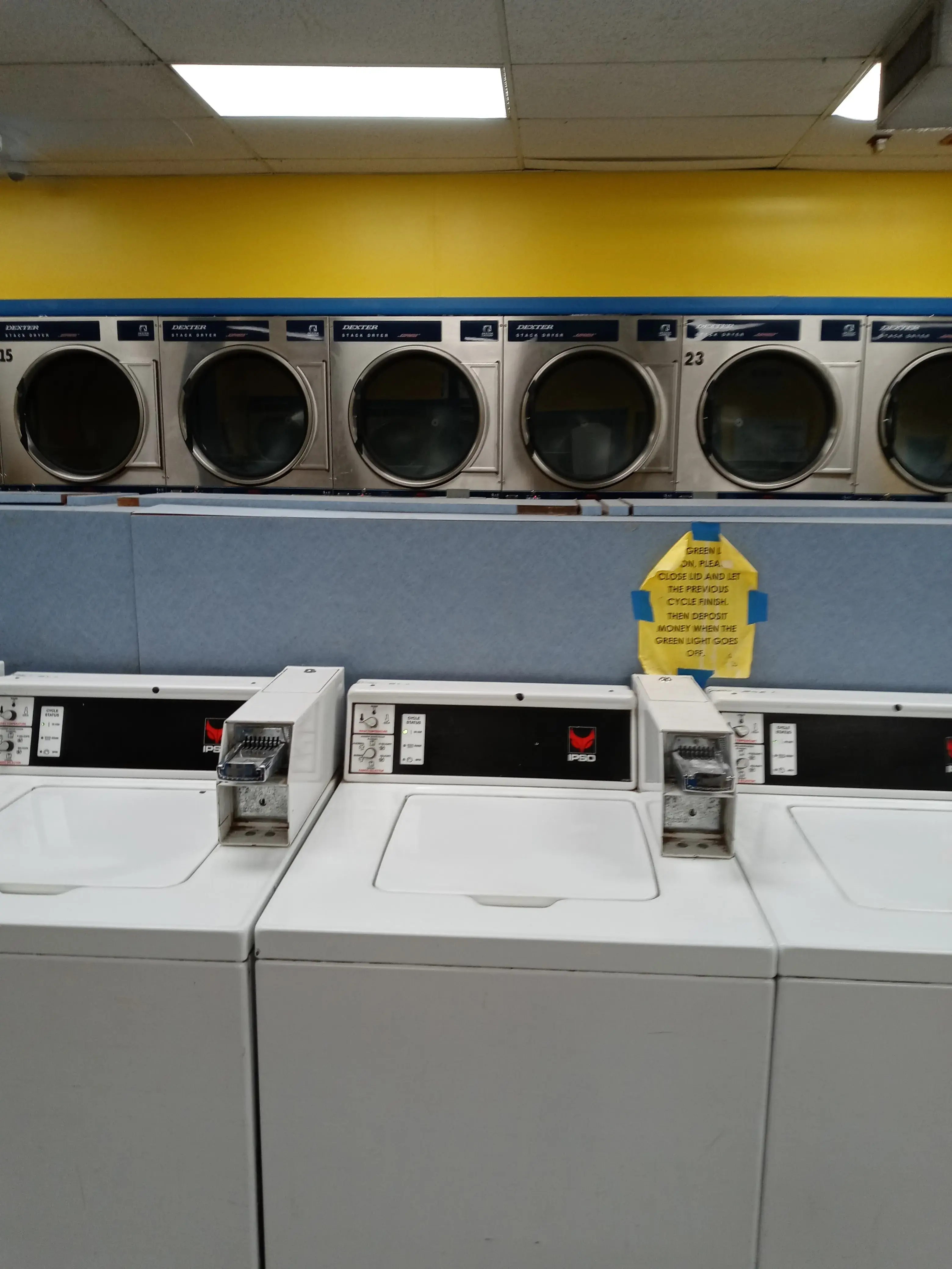 Hollywood Coin Laundry - Image 17