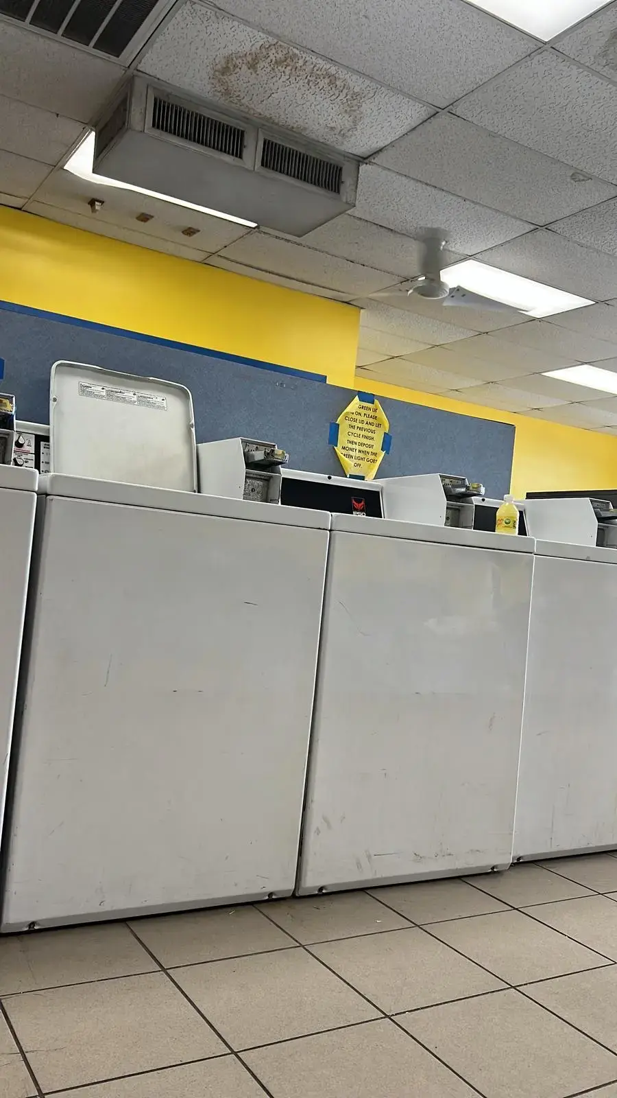 Hollywood Coin Laundry thumbnail 2