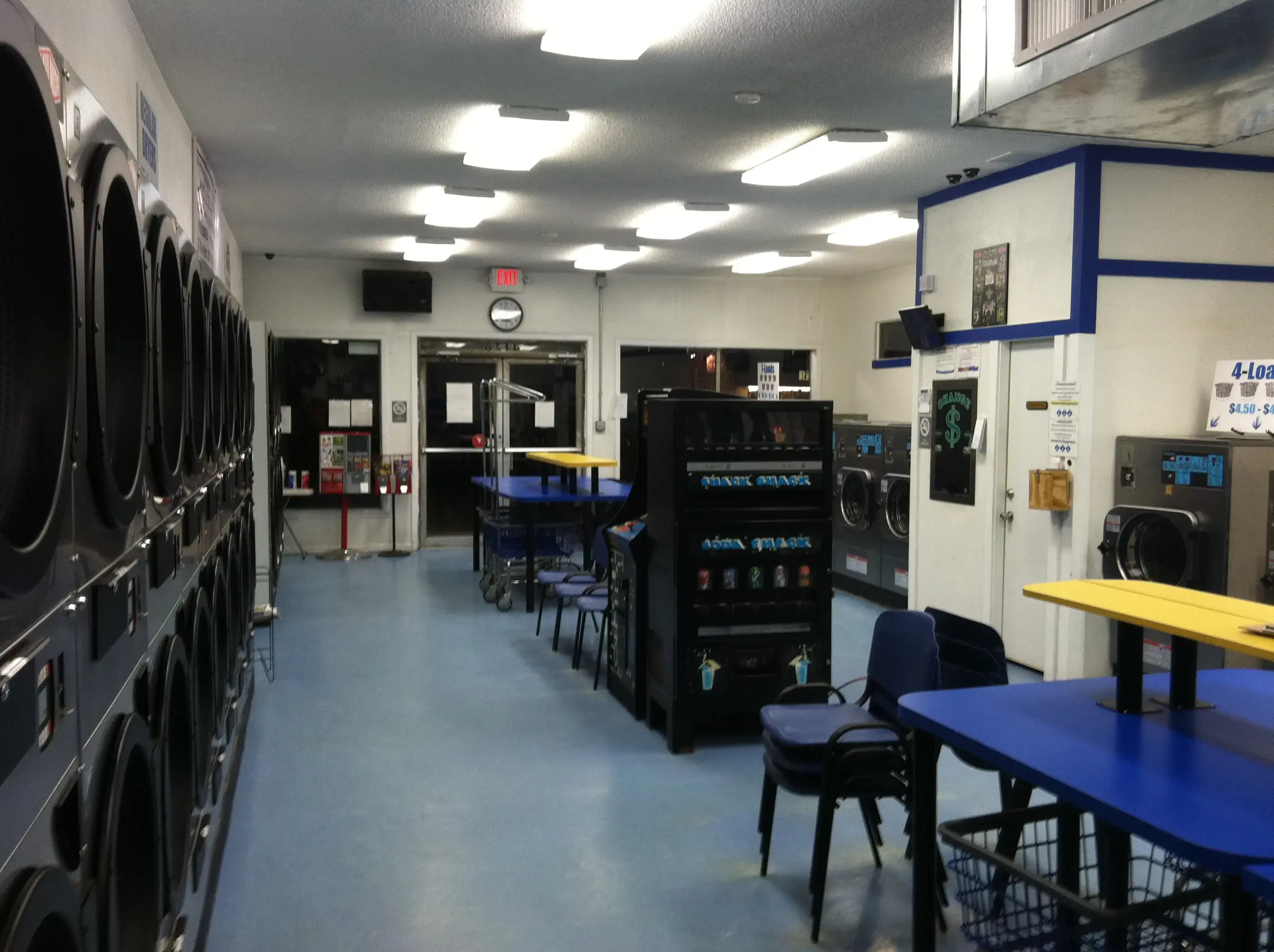 Hollywood Coin Operated Laundry - Image 2