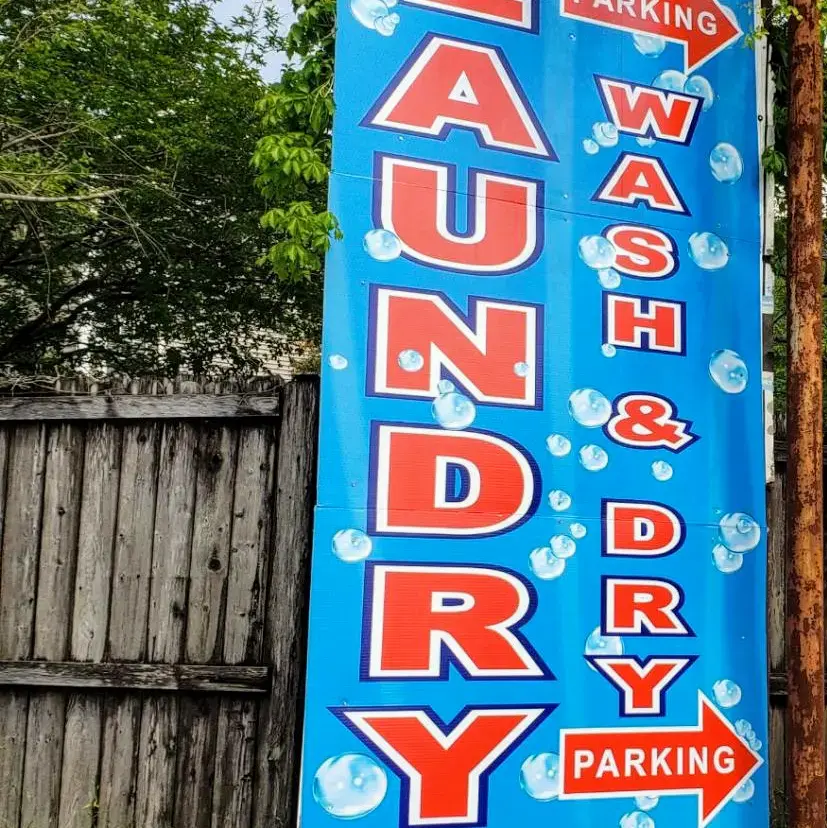 Hollywood Coin Operated Laundry thumbnail 9