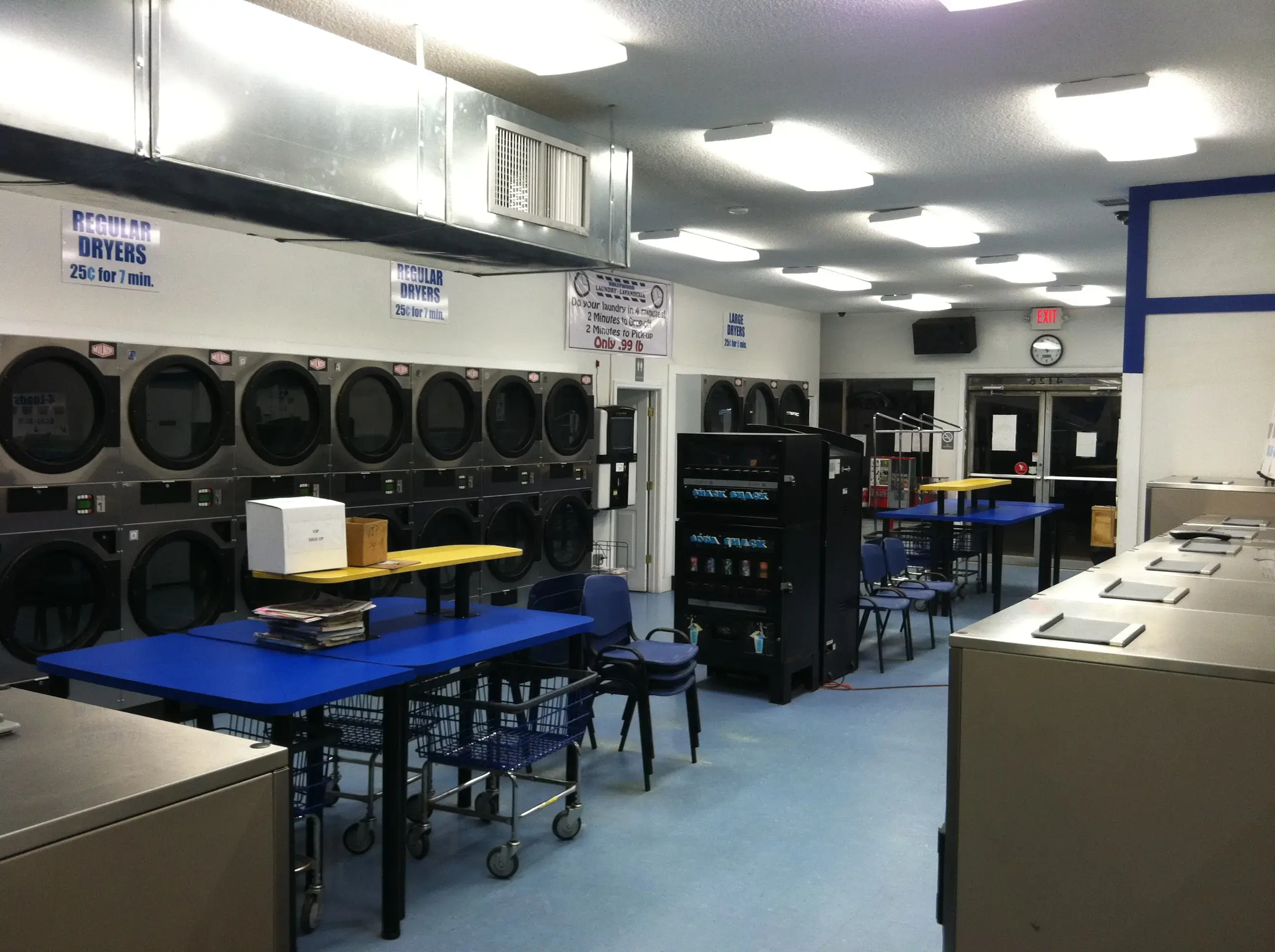 Hollywood Coin Operated Laundry - Image 13