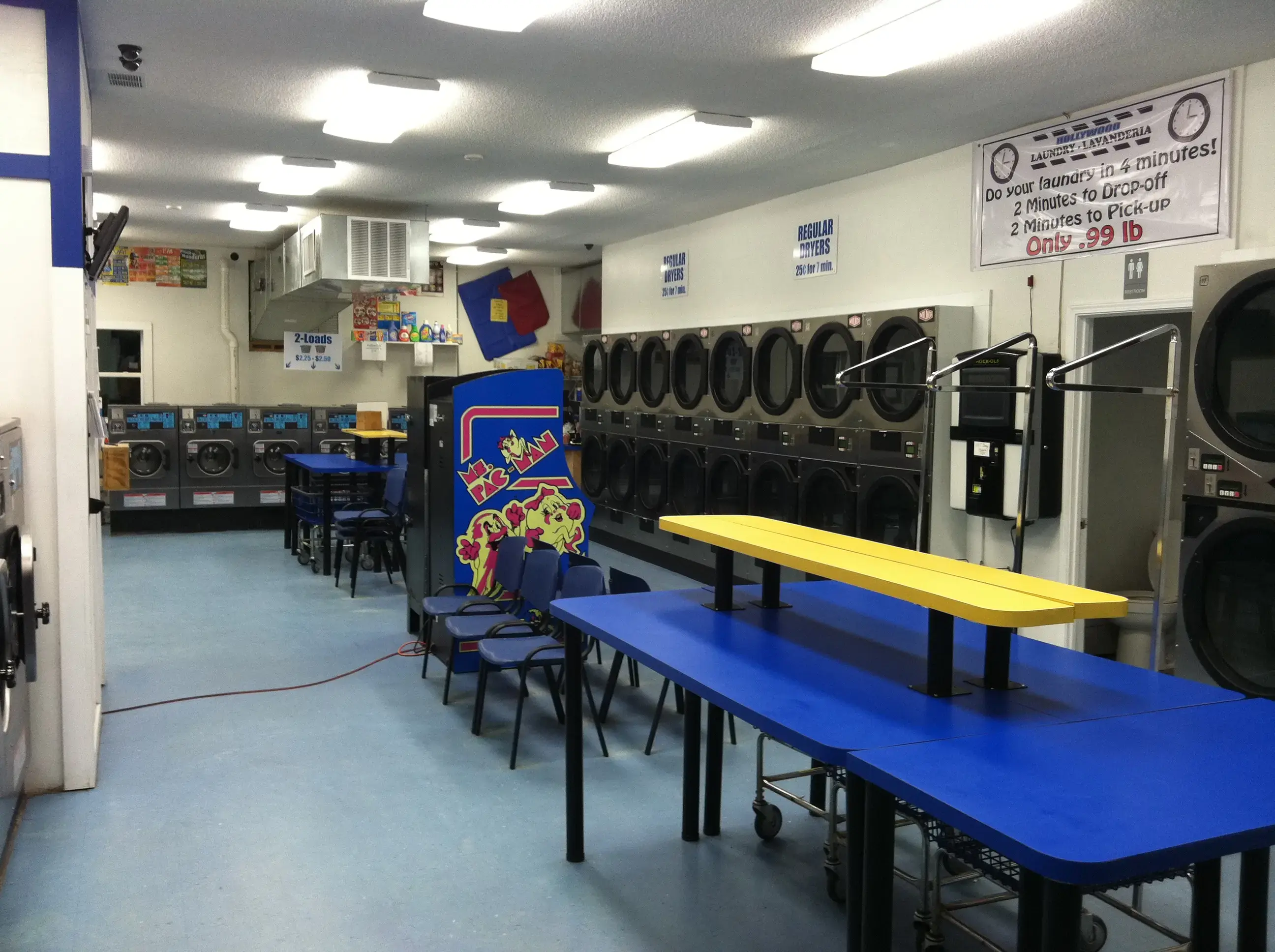 Hollywood Coin Operated Laundry - Image 11