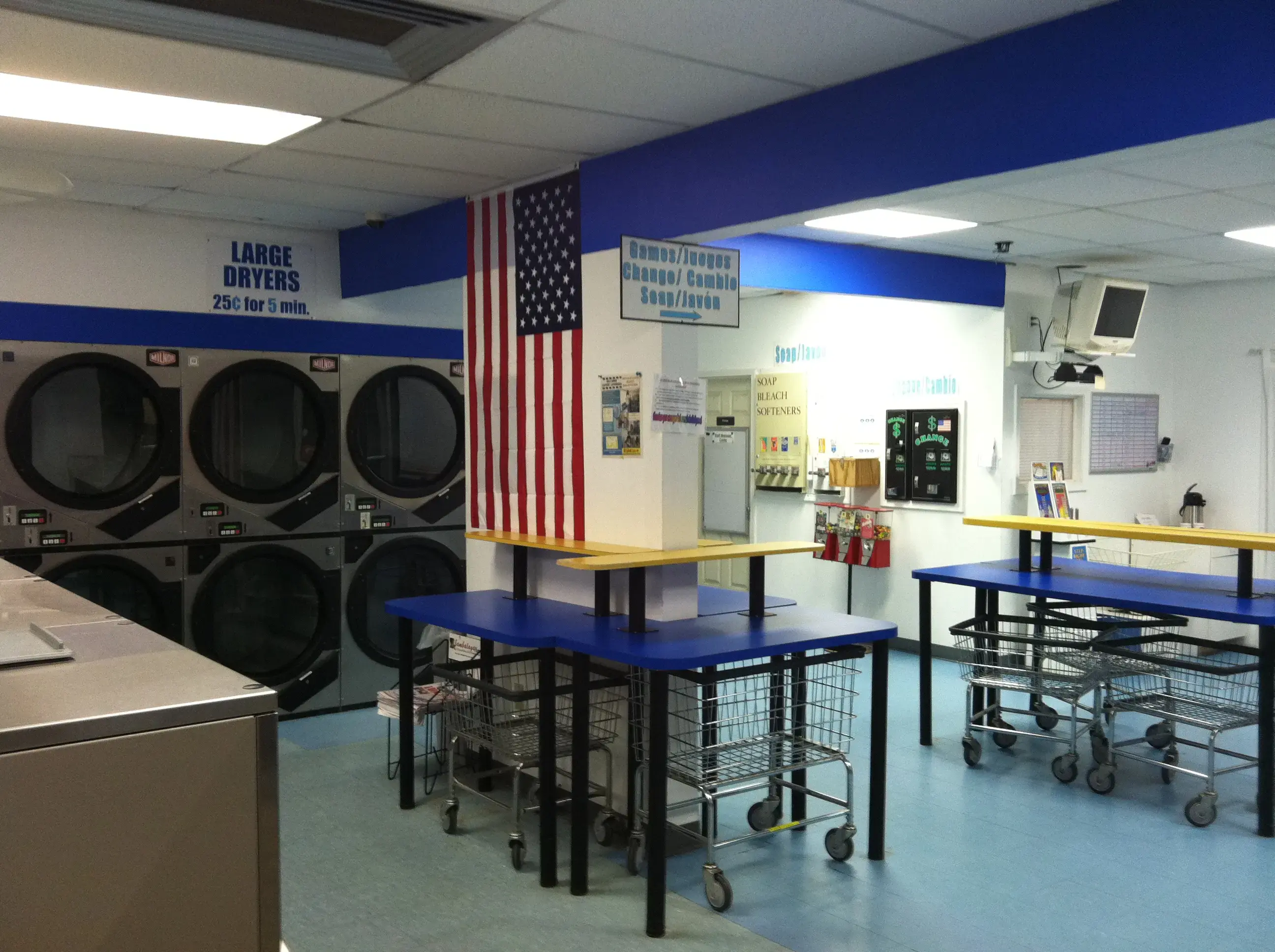 Hollywood Coin Operated Laundry - Image 3