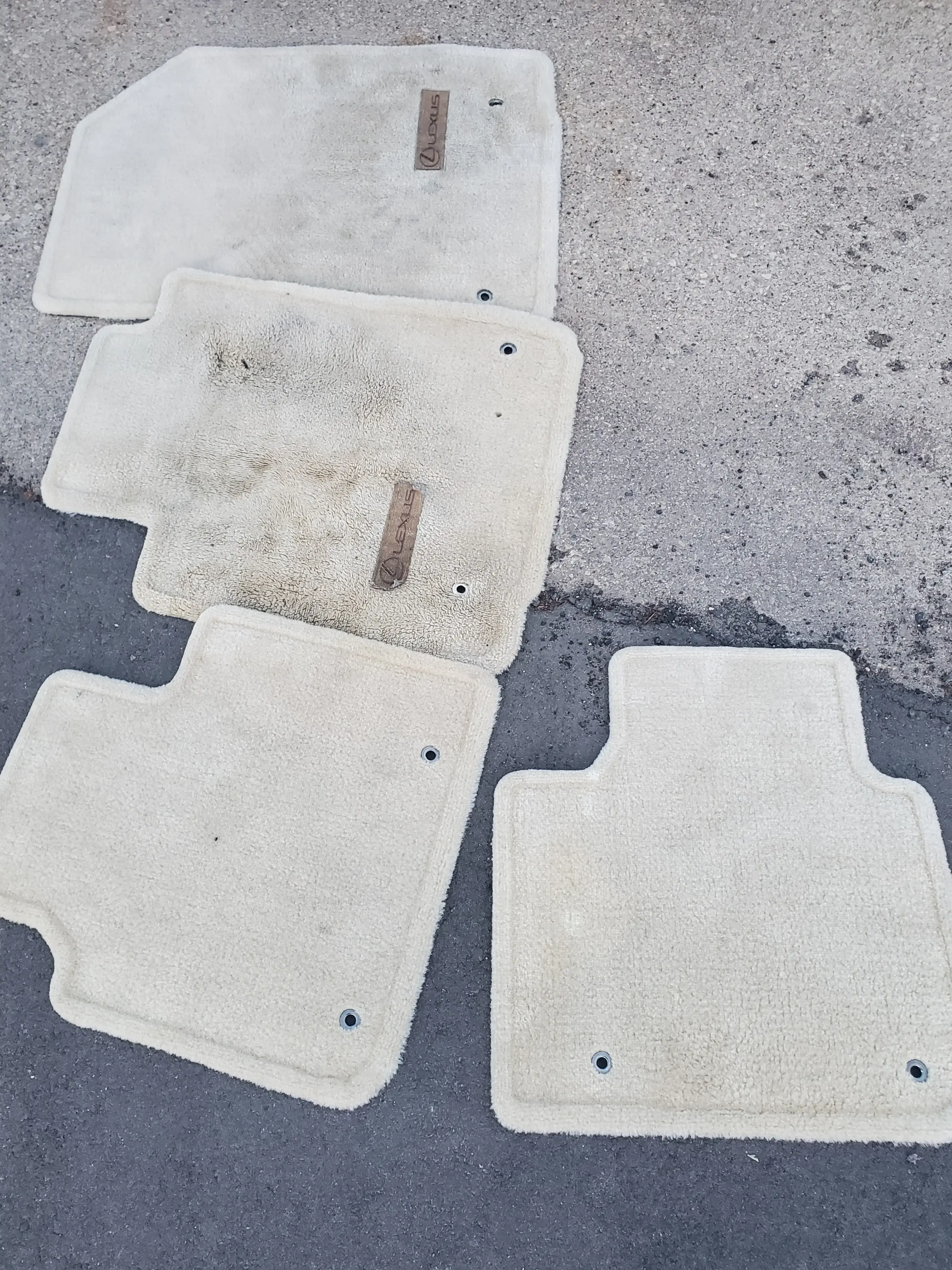 Holmen Coin Laundry thumbnail 12