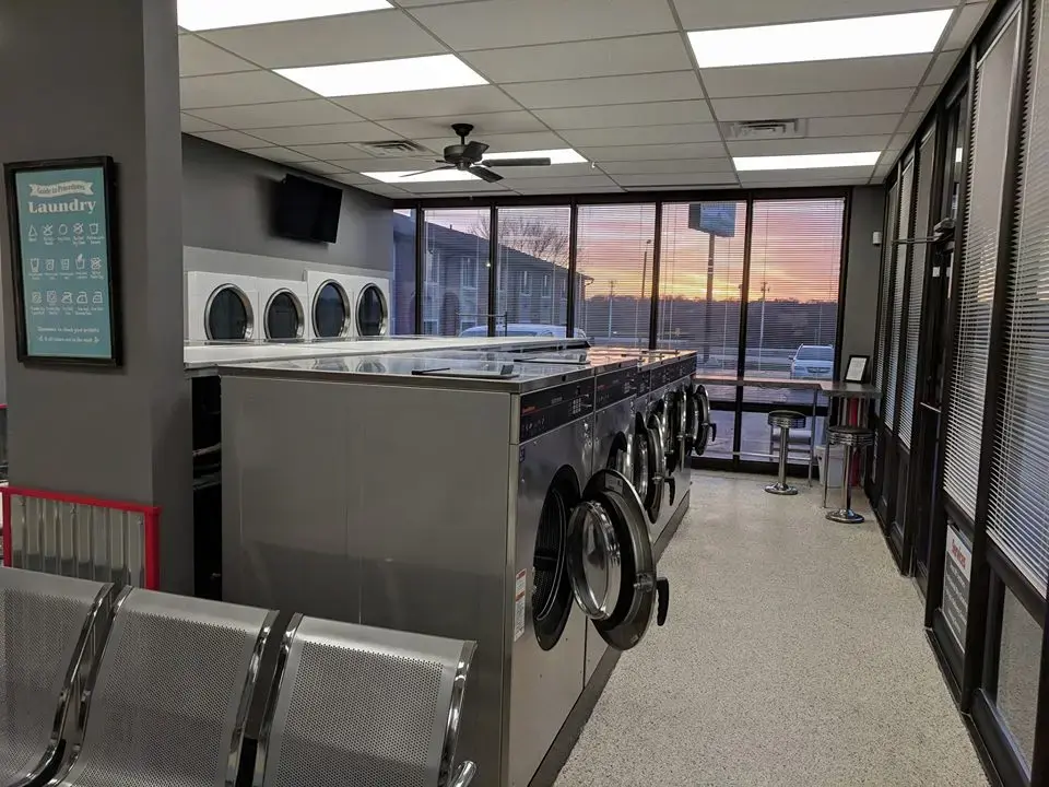 Home Style Laundry & Dry Cleaners - Image 4
