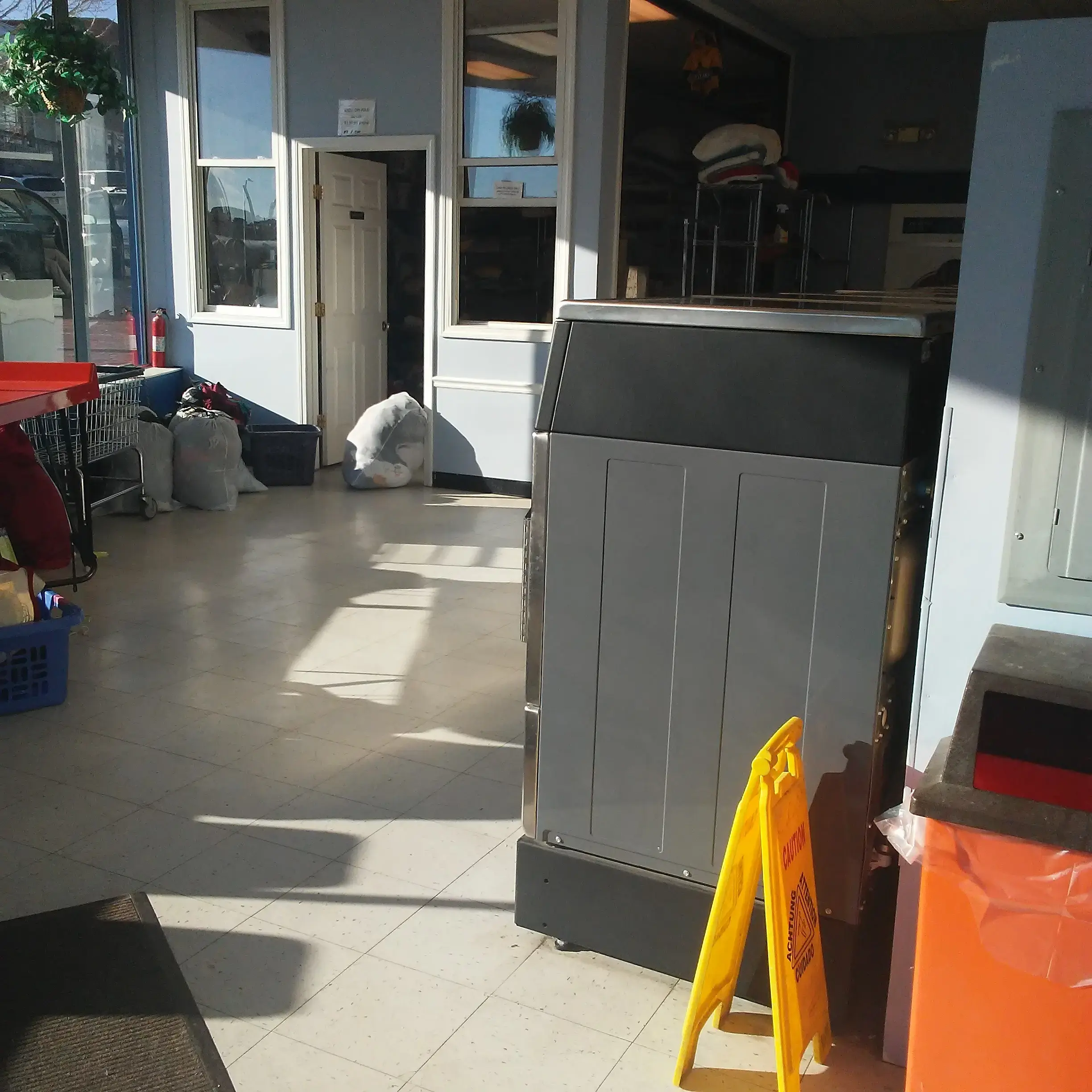 Home Style Laundry - Image 3