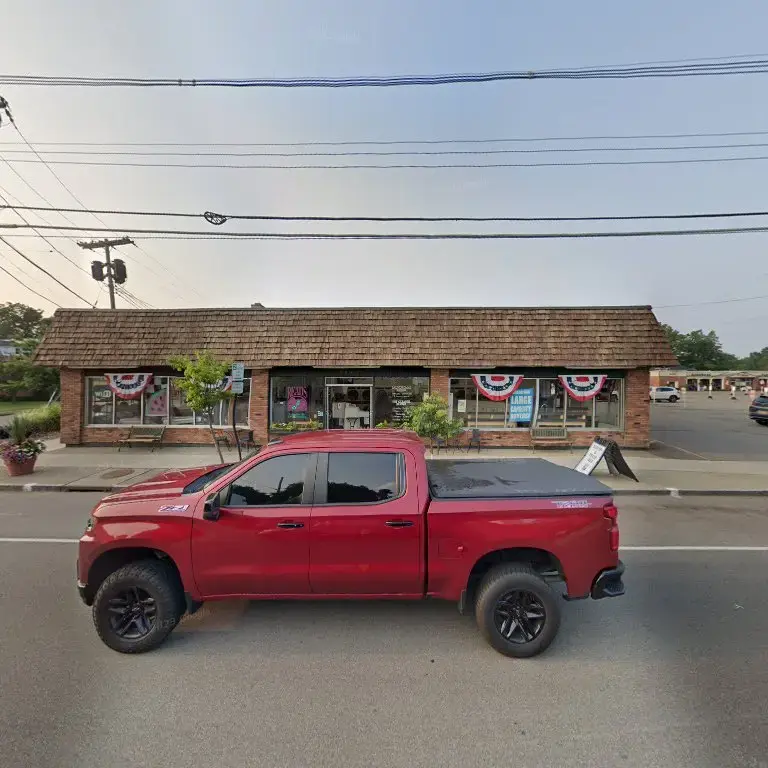 Home Town Dry Cleaners/DBA Reads Laundry and Dry cleaners - Image 1