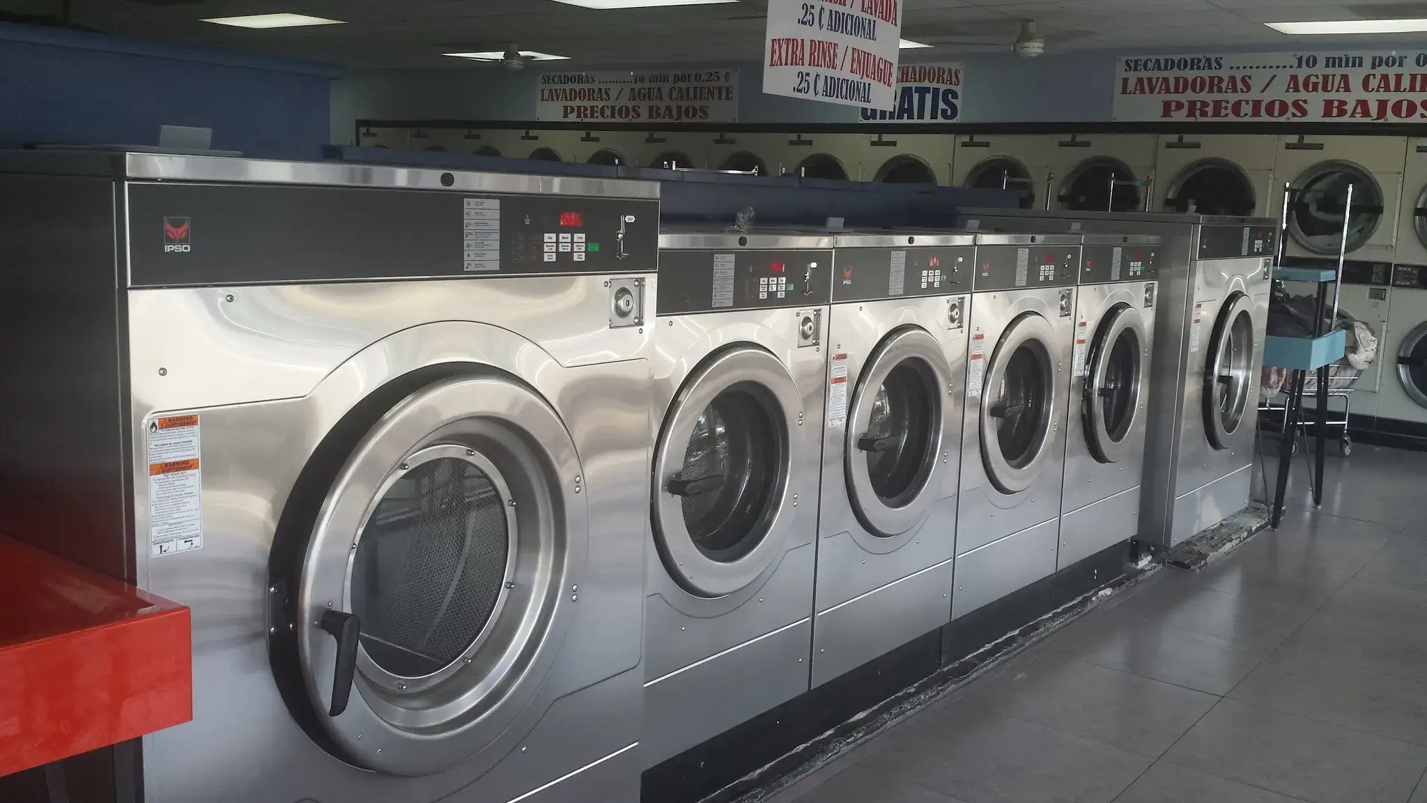 Homestead Coin Laundry - Image 1